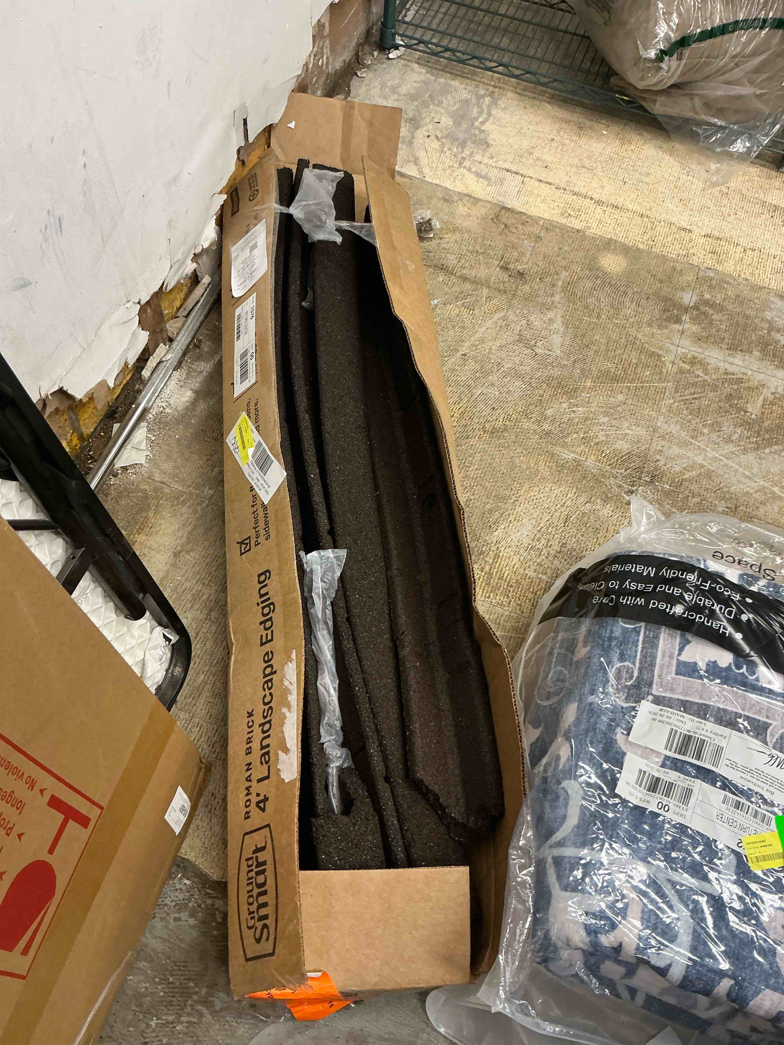 https://s3.amazonaws.com/lotting-images-prod/EmanualPiazza/GRA1937589_1779975054429.jpeg