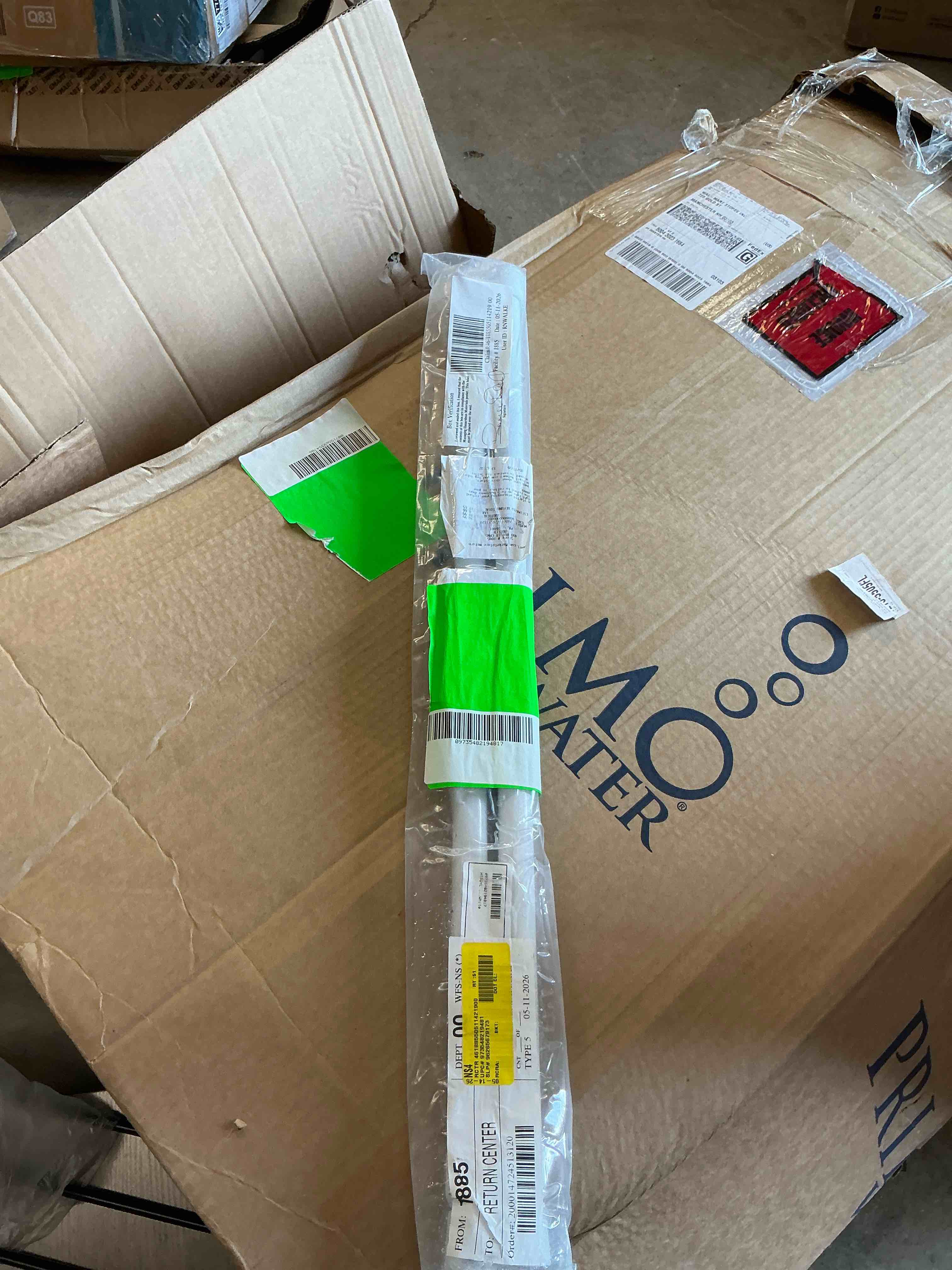 Condition photo showing Good Condition for htsqyl tension rods 28 to 48 inches 2 pack,tension curtain rod,spring tension rods,adjustable extension spring rods closet rod for windows,kitchen, bathroom,cupboard,wardrobe(white)