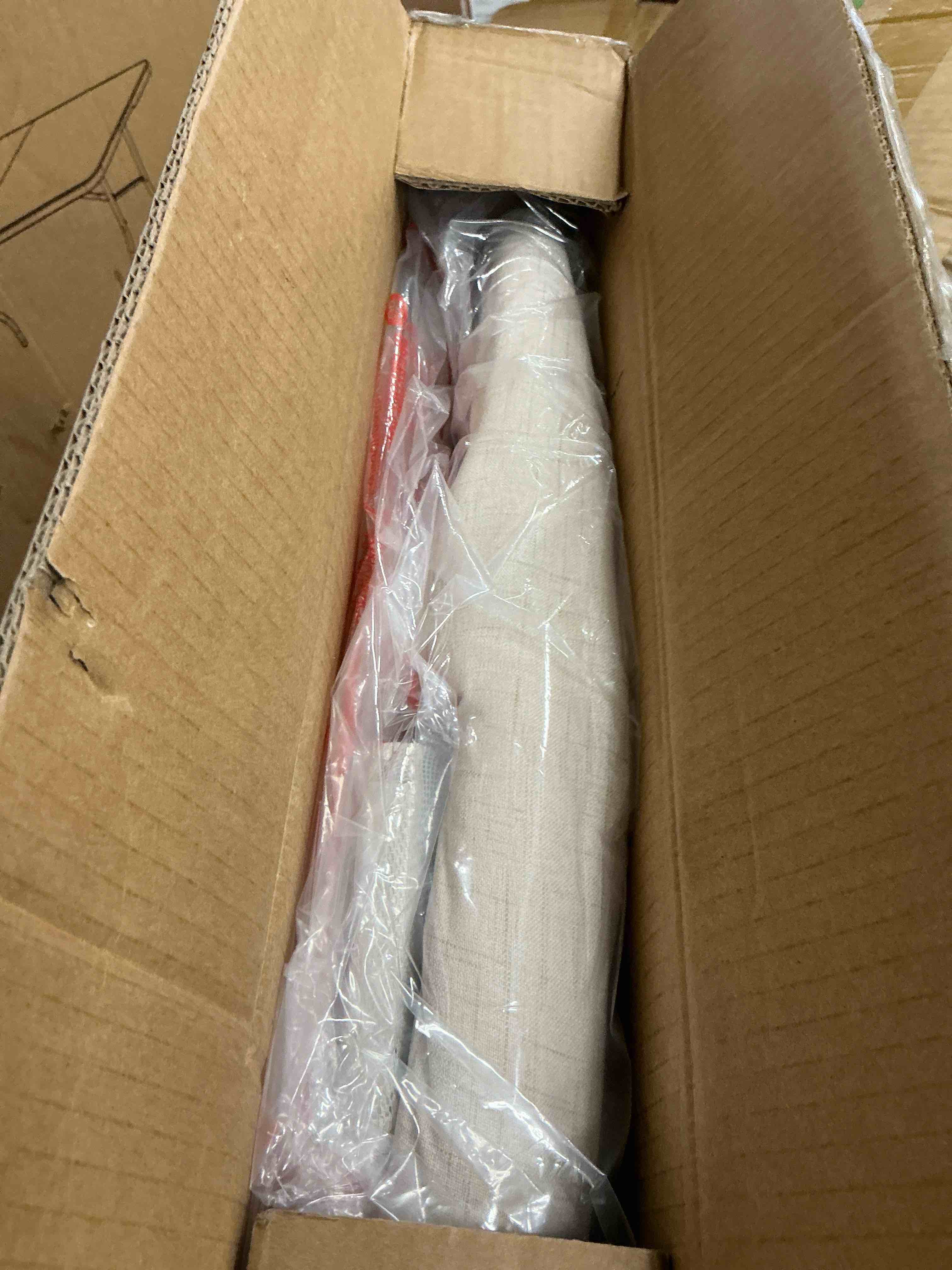 https://s3.amazonaws.com/lotting-images-prod/EmanualPiazza/GRA1938326_1780670391466.jpeg