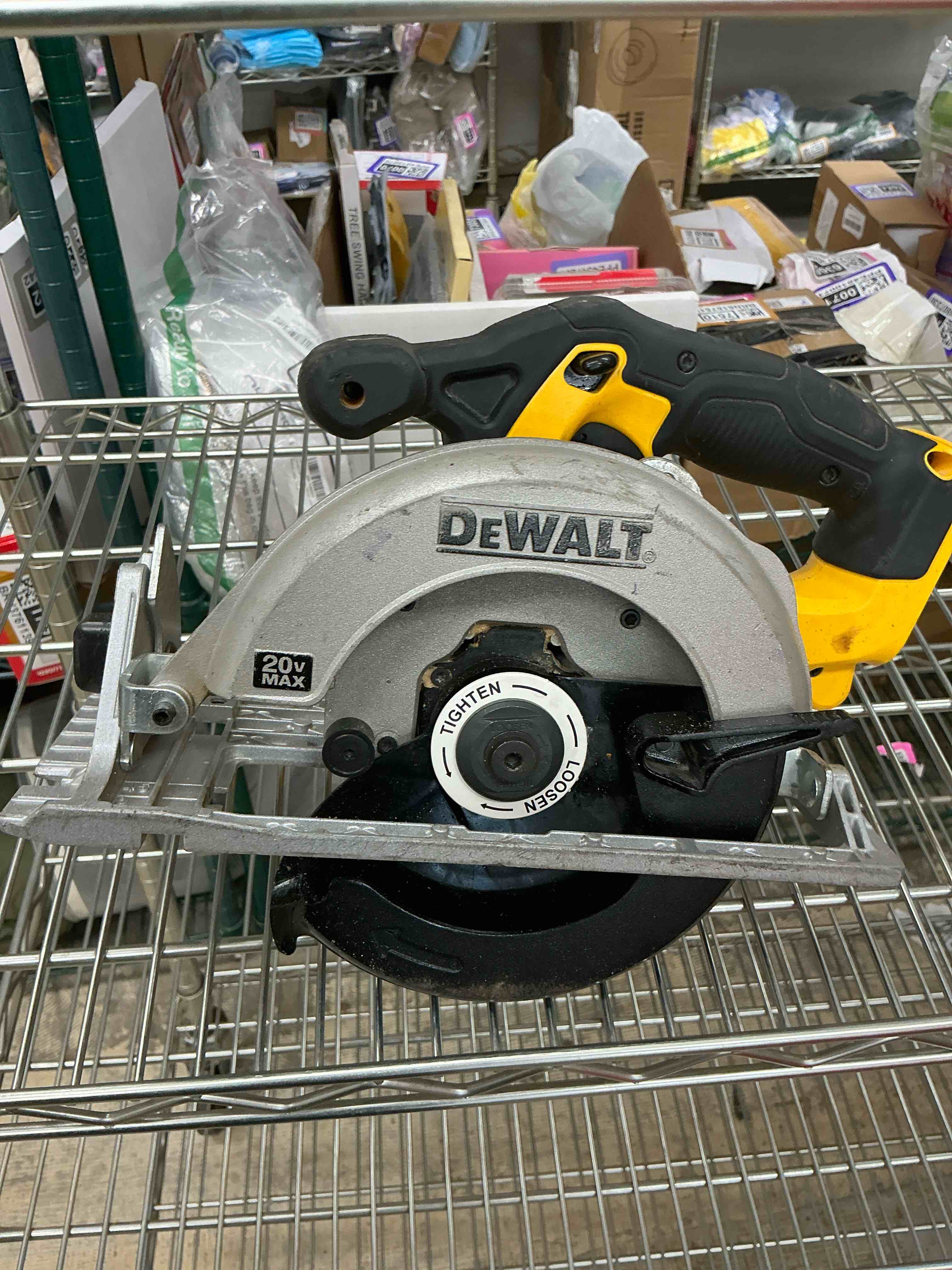 Condition photo showing Good Condition for dewalt 20v max circular saw, 6-1/2-inch blade, 460 mwo engine, 0-50 degree bevel capability, bare tool only (dcs391b) (b007nvsto8)