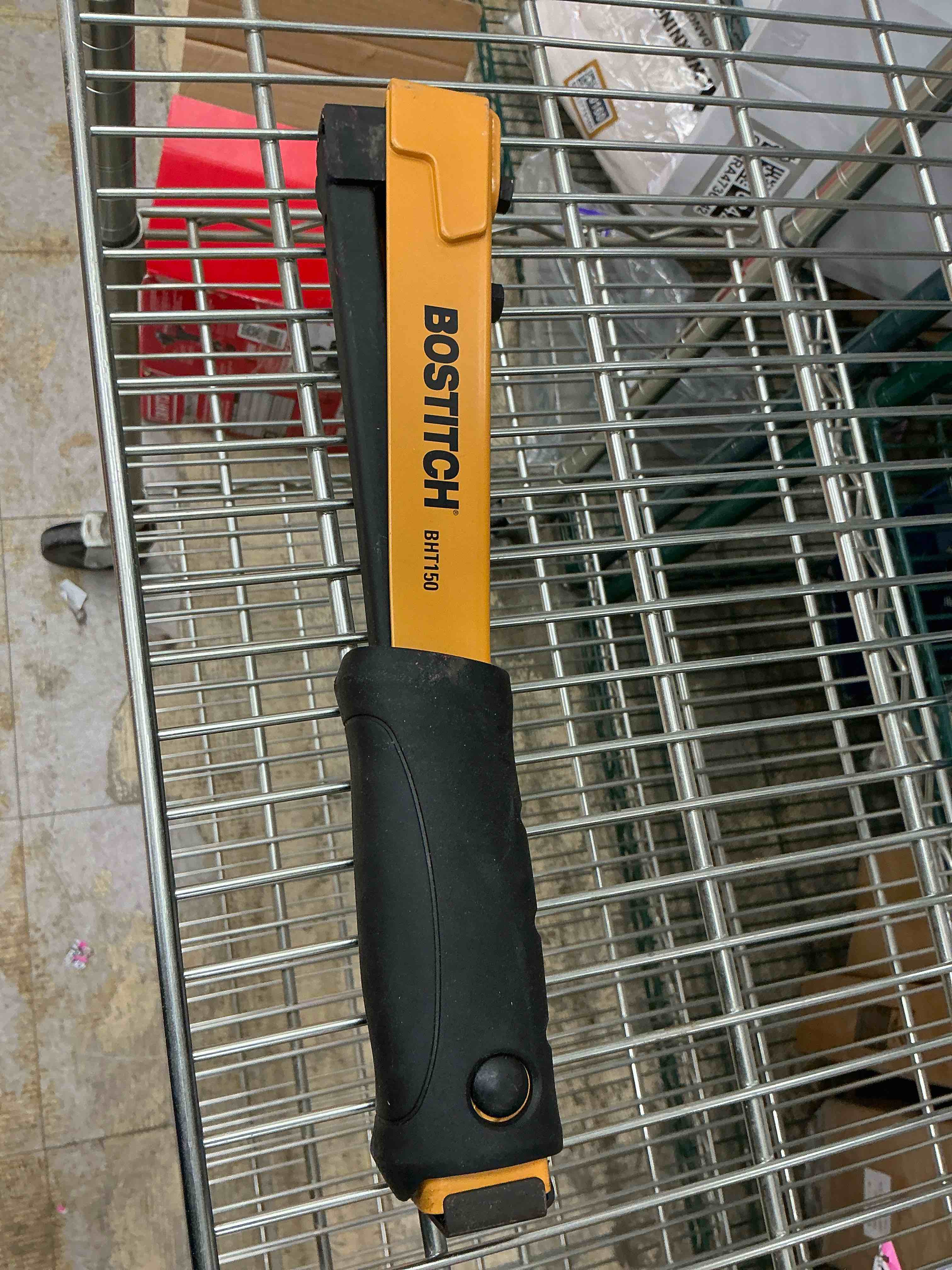 Condition photo showing Good Condition for bostitch 0.25-in heavy duty manual hammer tacker