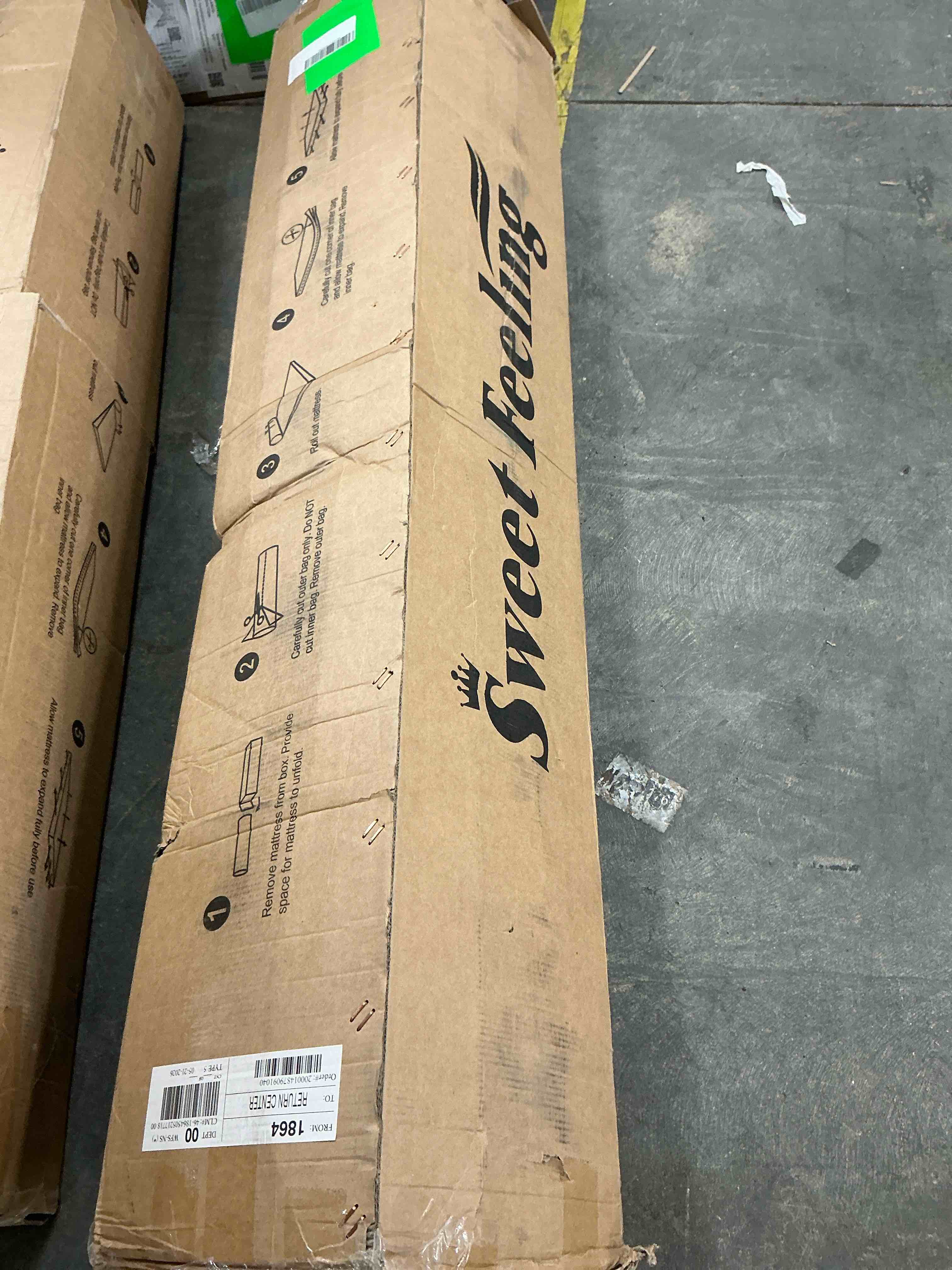 Condition photo showing New/Like New for full mattress 12 inch, memory foam & spring hybrid medium comfort full size in a box,adult