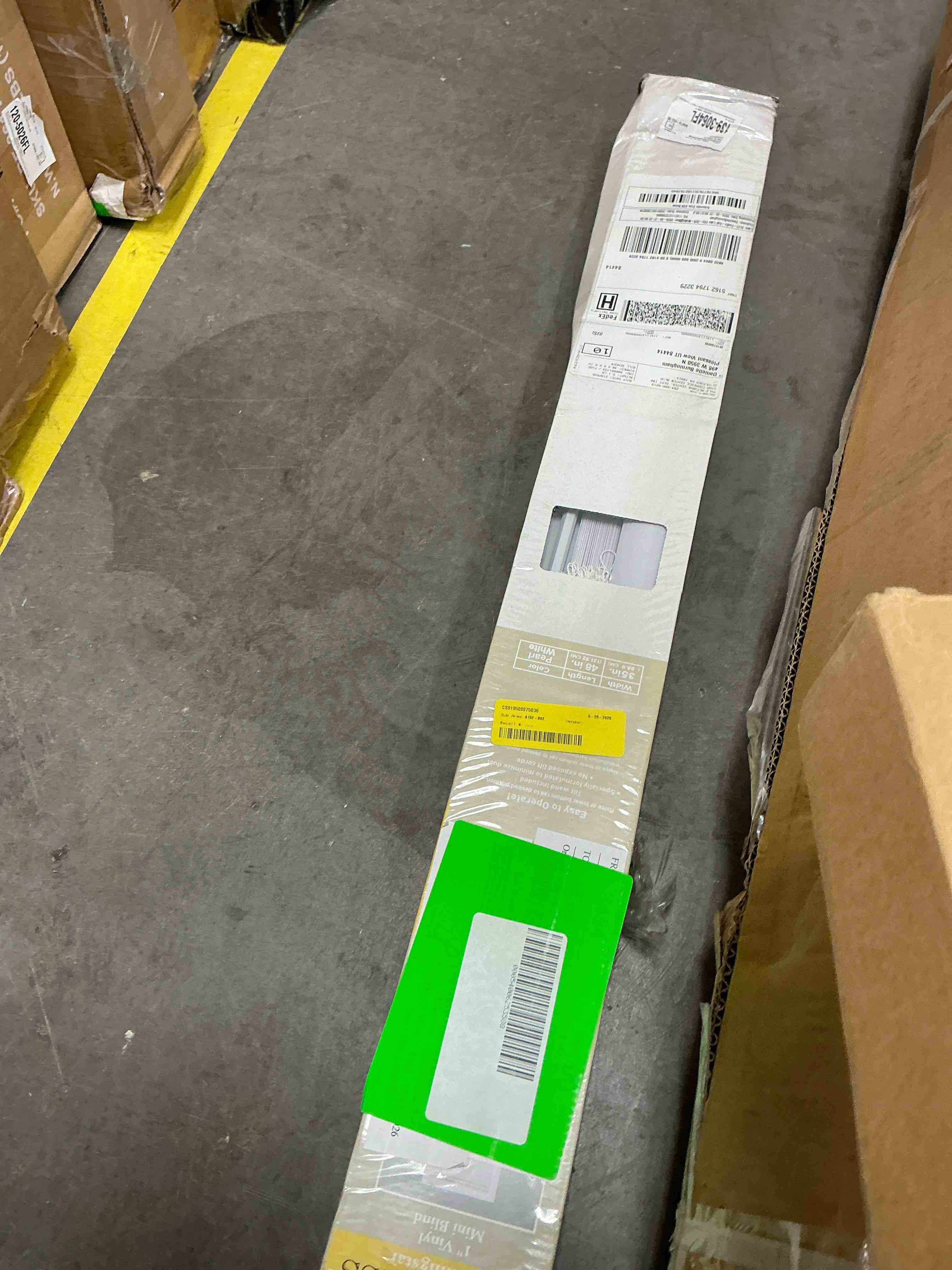 Condition photo showing Good Condition for achim gii morningstar cordless 1  light filtering mini window blind 35x48 - white