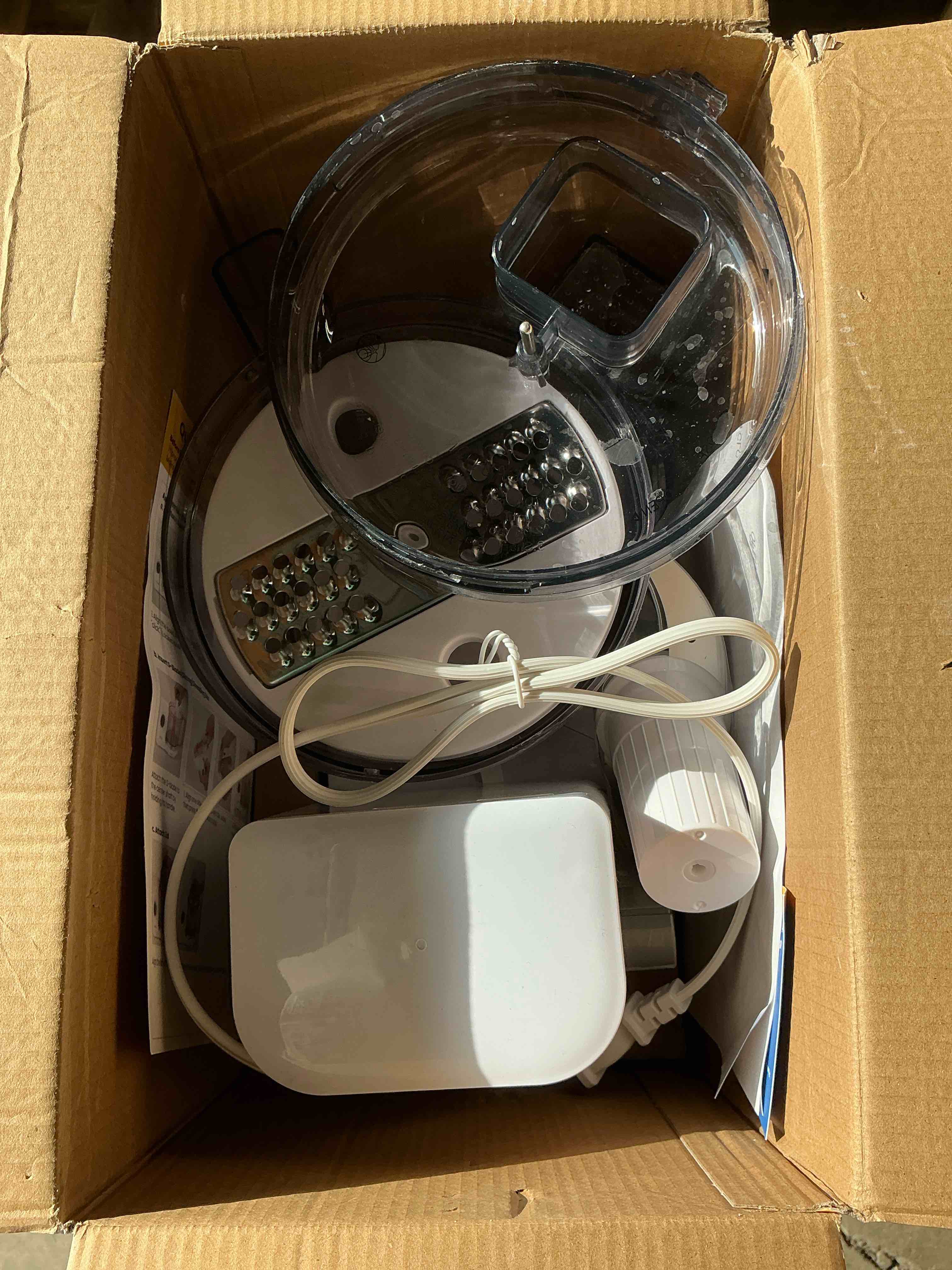 Condition photo showing Good Condition for VAVSEA Food Processor, Electric Food Chopper for Dicing, Chopping, Mincing, BPA Free, Stainless Steel Blades, 6Cup White