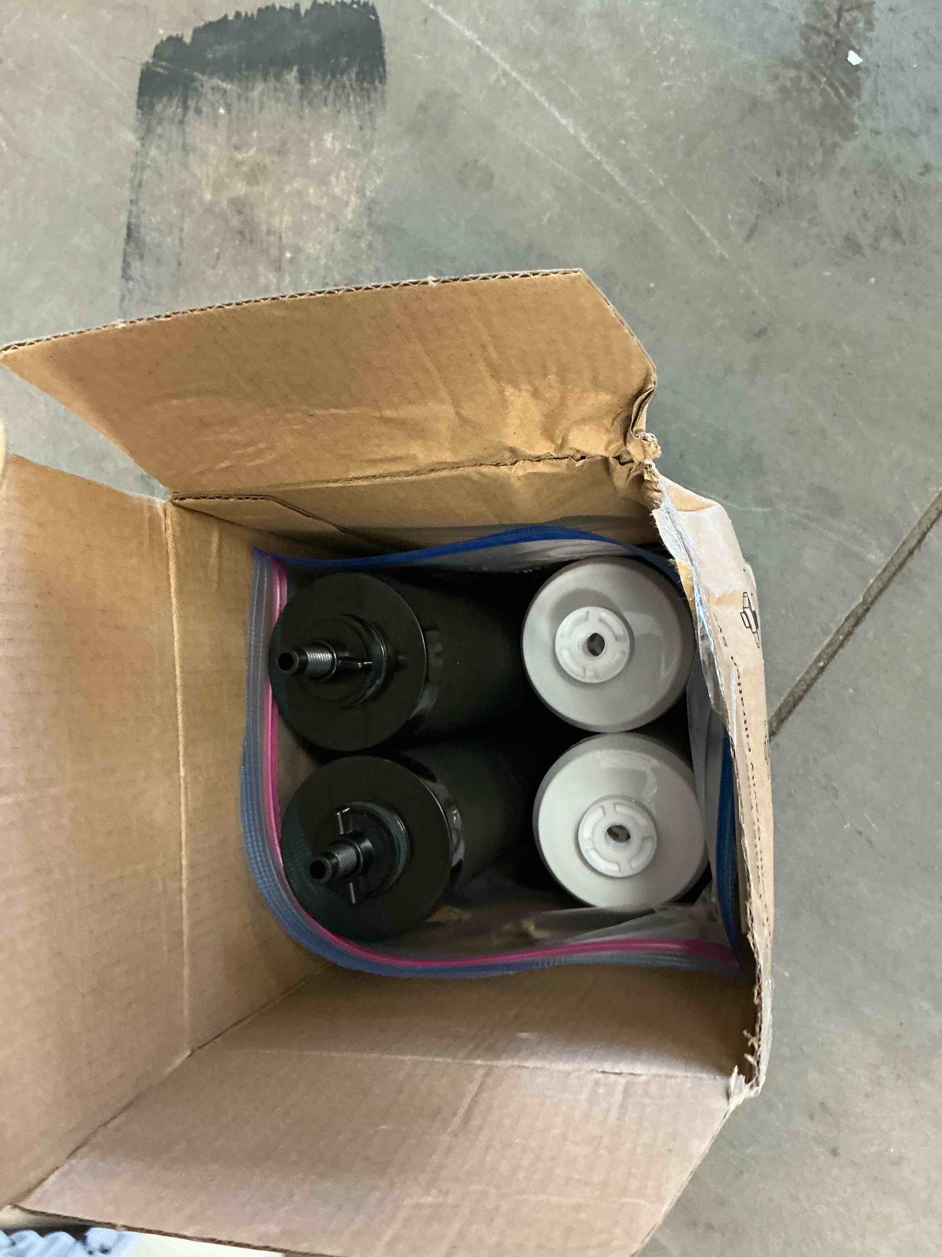 Condition photo showing Good Condition for Gravity Water Filters for Berkey Water Filter Replacement, Replacement for BB9-2® Black Filter & for PF-2® Fluoride Filters Combo Packs,Compatible with Berkey Gravity Water Filter System,NSF 42 Combo Water Filter 4 Pack