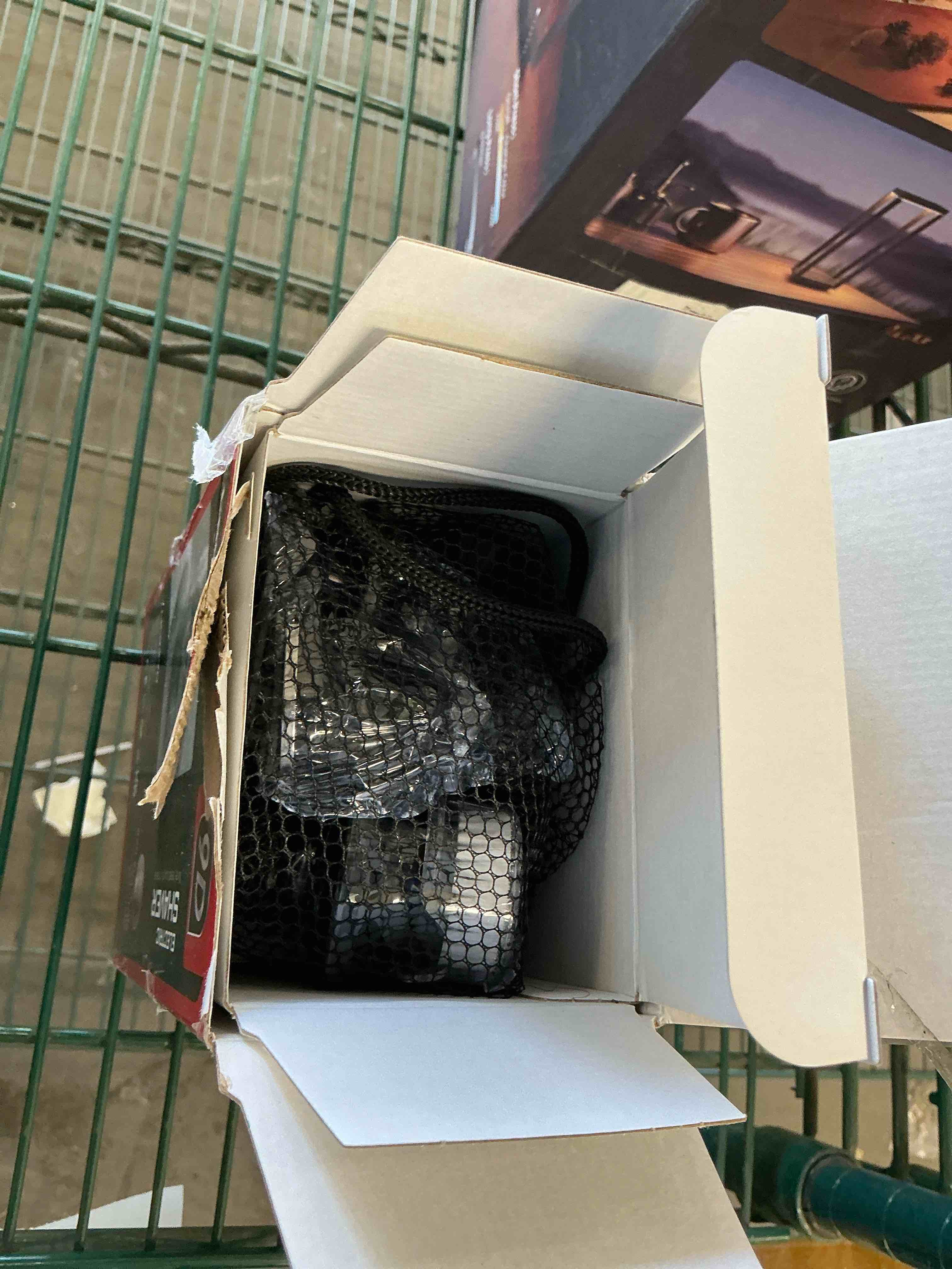 Condition photo showing Good Condition for 9D Head Shavers for Bald Men: Upgraded 6 in 1 Detachable Bald Head Shavers with LED Display - Wet/Dr