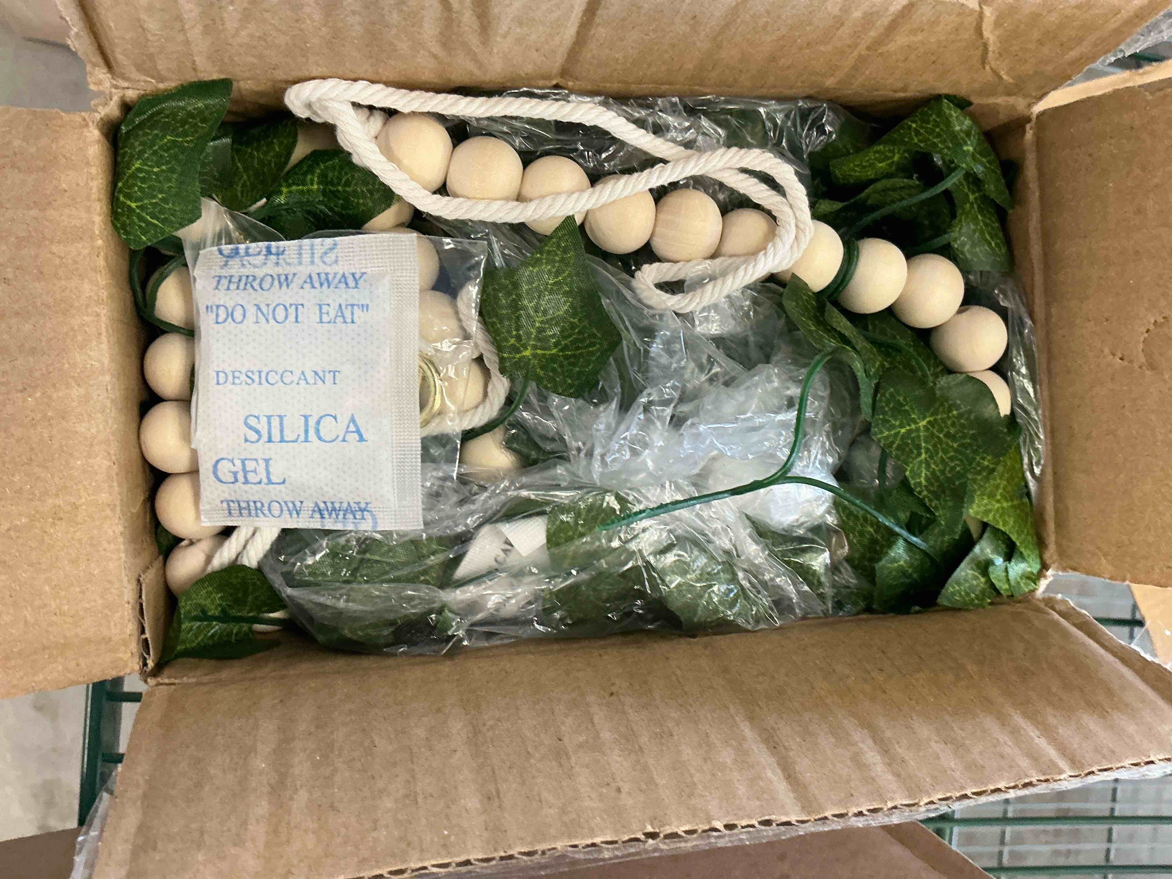 Condition photo showing New/Like New for Mkono Hanging Fake Vines for Bedroom Wall Decor Artificial Plant Leaves with Wood Beads Set Indoor Greenery Ivy Garland for Living Room Apartment Christmas Wedding Party Teen Girl Room Large