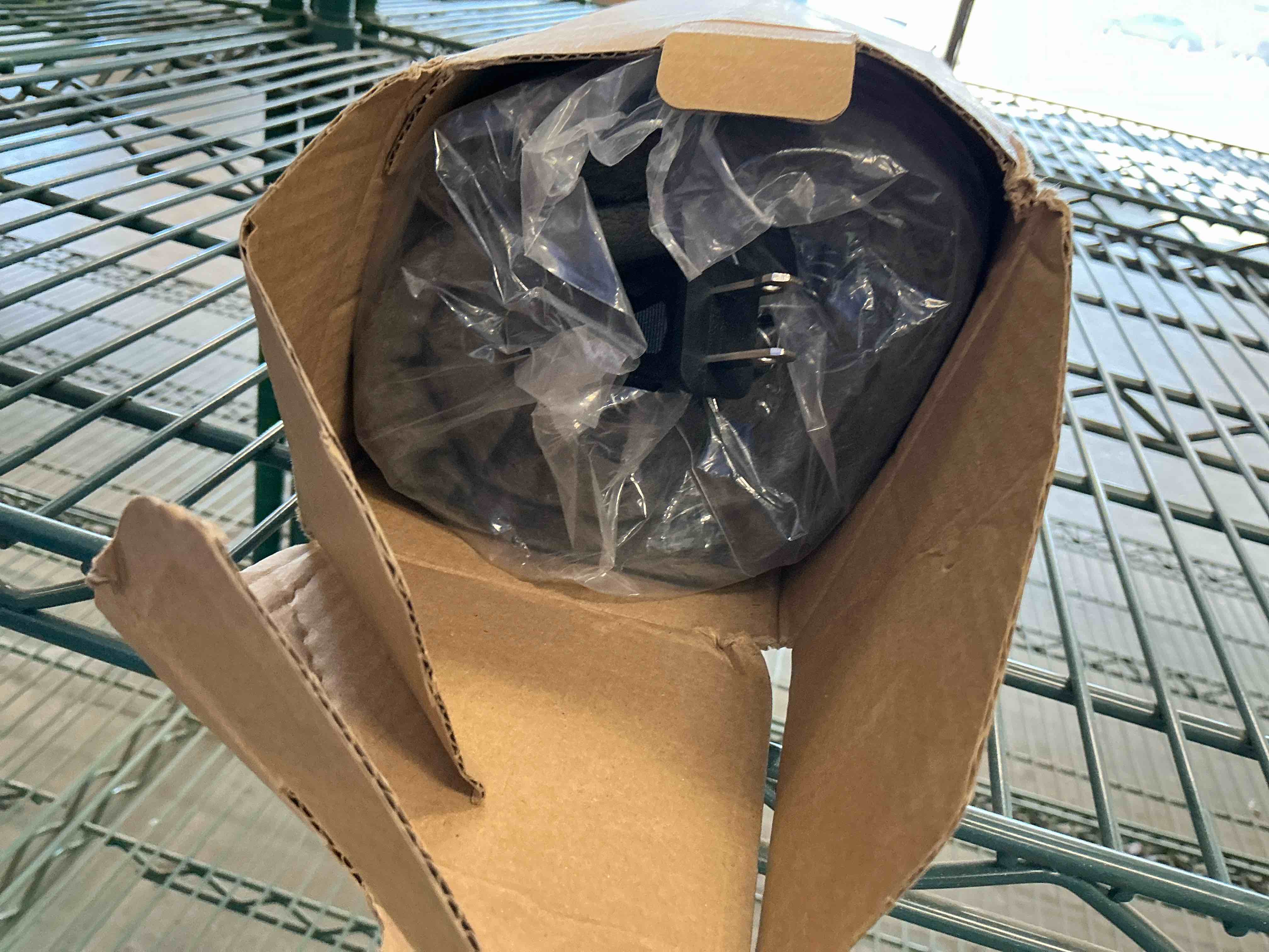 Condition photo showing New/Like New for PETNF Outdoor Cat Heating Pad - Safe Waterproof Electric Warming Mat for Feral Cats Fits Cat House Outside 28"X16" L: 28" X 16" Gray