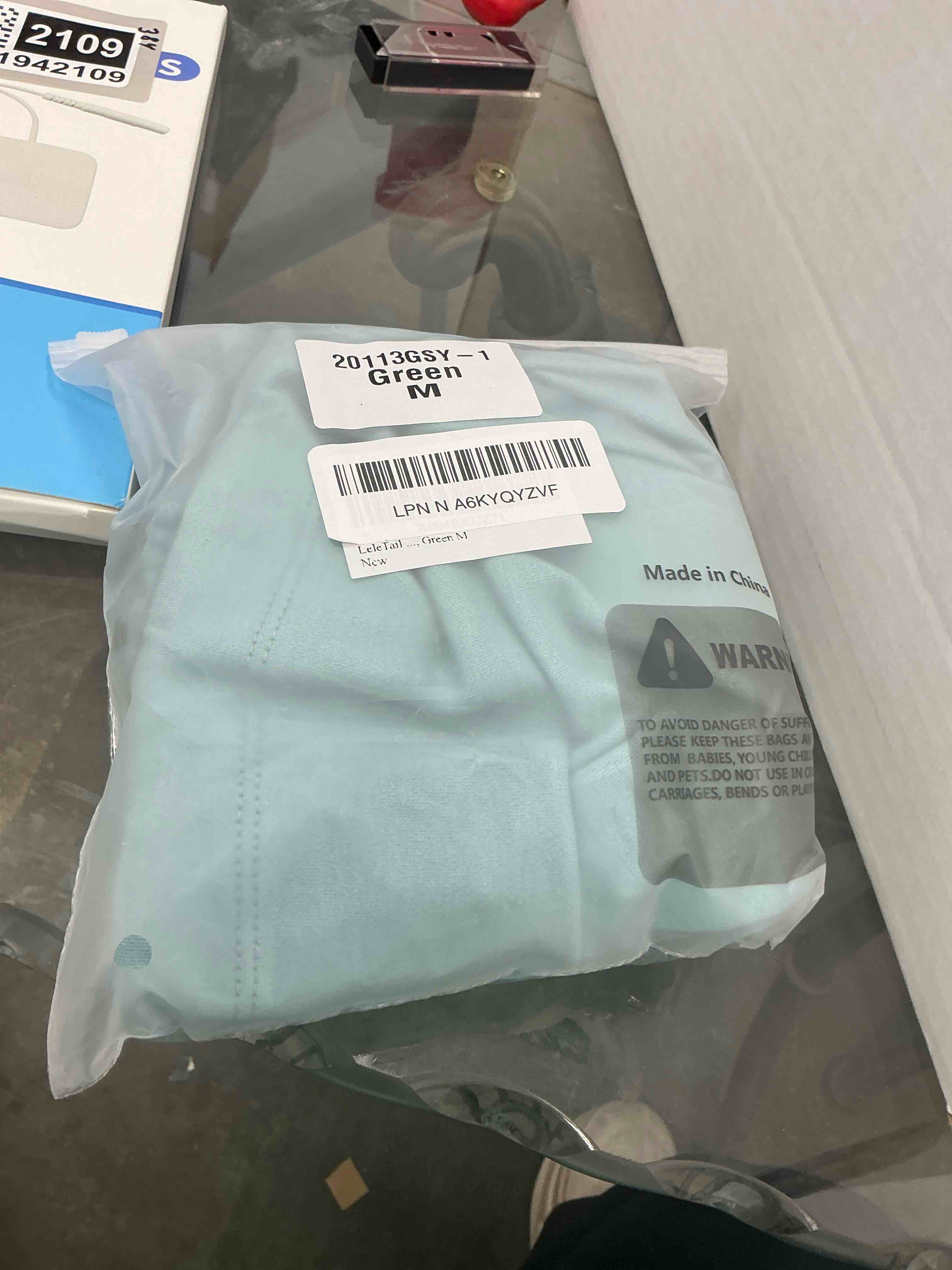 Condition photo showing Good Condition for Recovery Suit for Small Medium Large Dogs, Adjustable Surgical Recovery Suit for Dogs Female Male, Zipper On 4 Leg Long Sleeve Dog Pajamas Onesie for Shedding Anti-Licking Wound Skin Disease