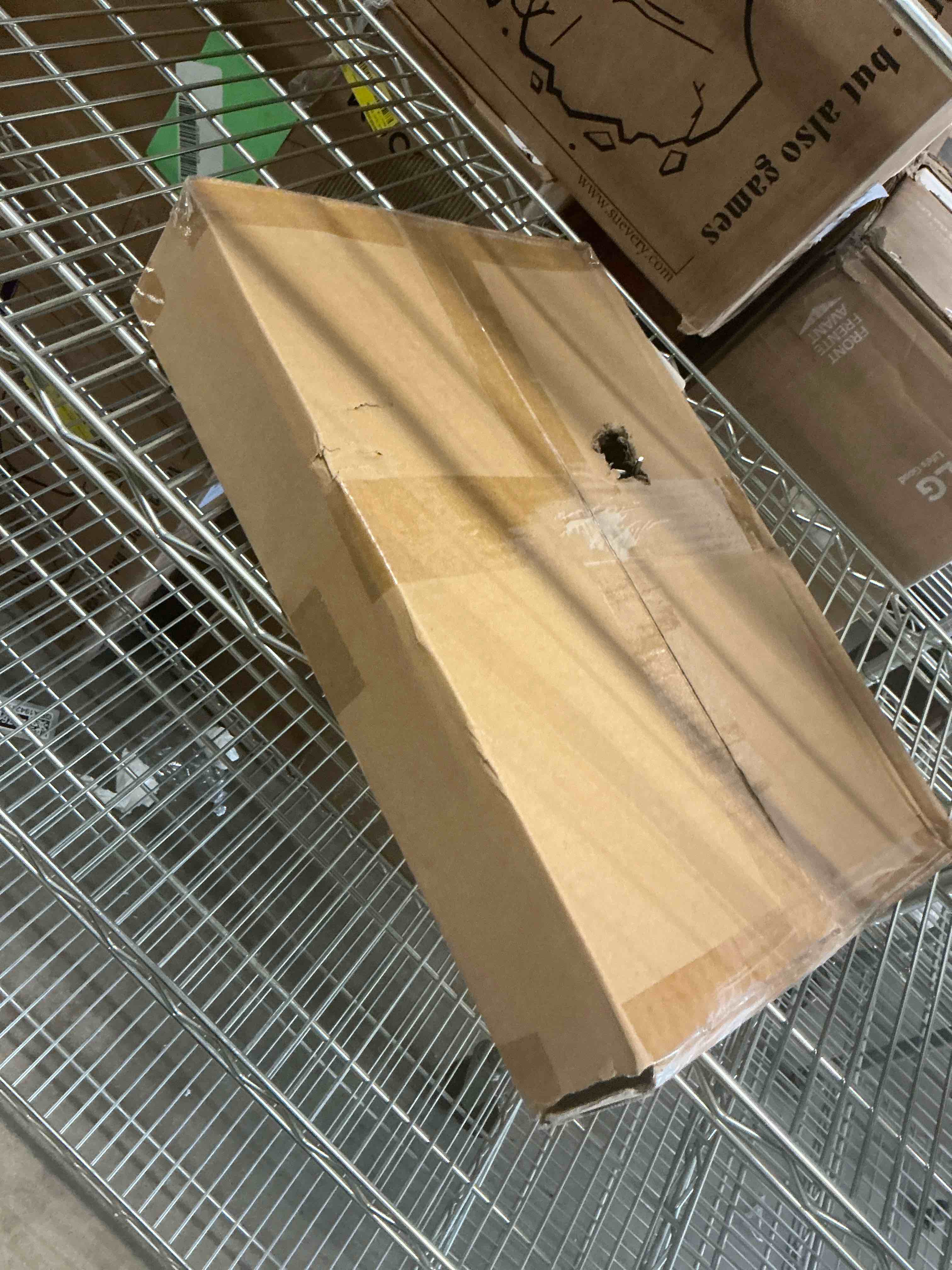 Condition photo showing Good Condition for Qualward Hitch Step for 2 Inch Receiver, Steel Trailer Step with Non-Slip and Rust Towing Bumper Guard for Most Car SUV Truck Pickup, 500LBS Max Load