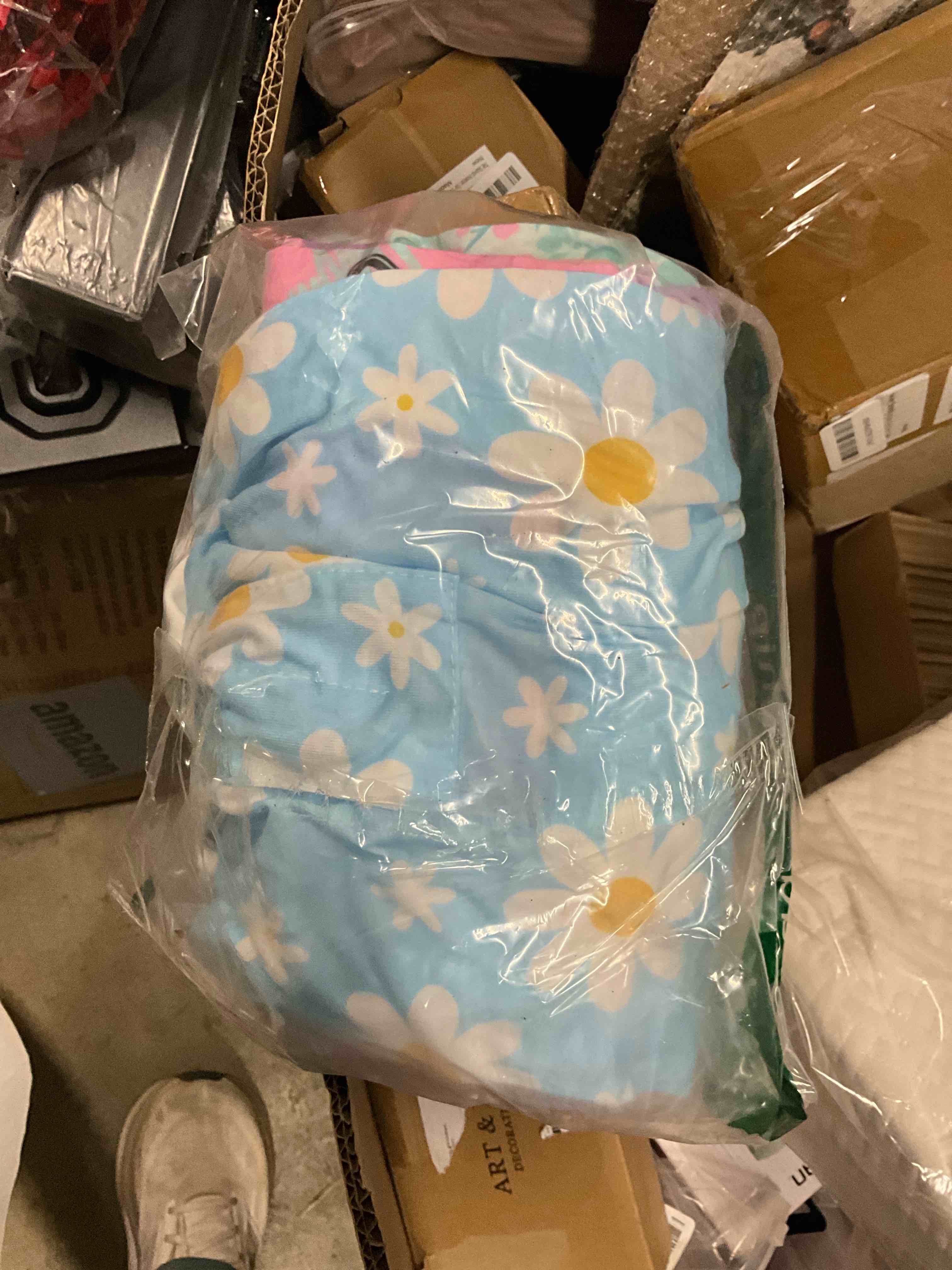 Condition photo showing Good Condition for Bienbee Dog Pajamas, 4 Pack Cute Soft Dog Puppy Clothes Dogs Pjs Onesies Jammies Outfit Adjustable Breathable & Stretchy Clothes for Small Medium Large Dogs Girl Boy Puppy-L Hearts,Flowers Large