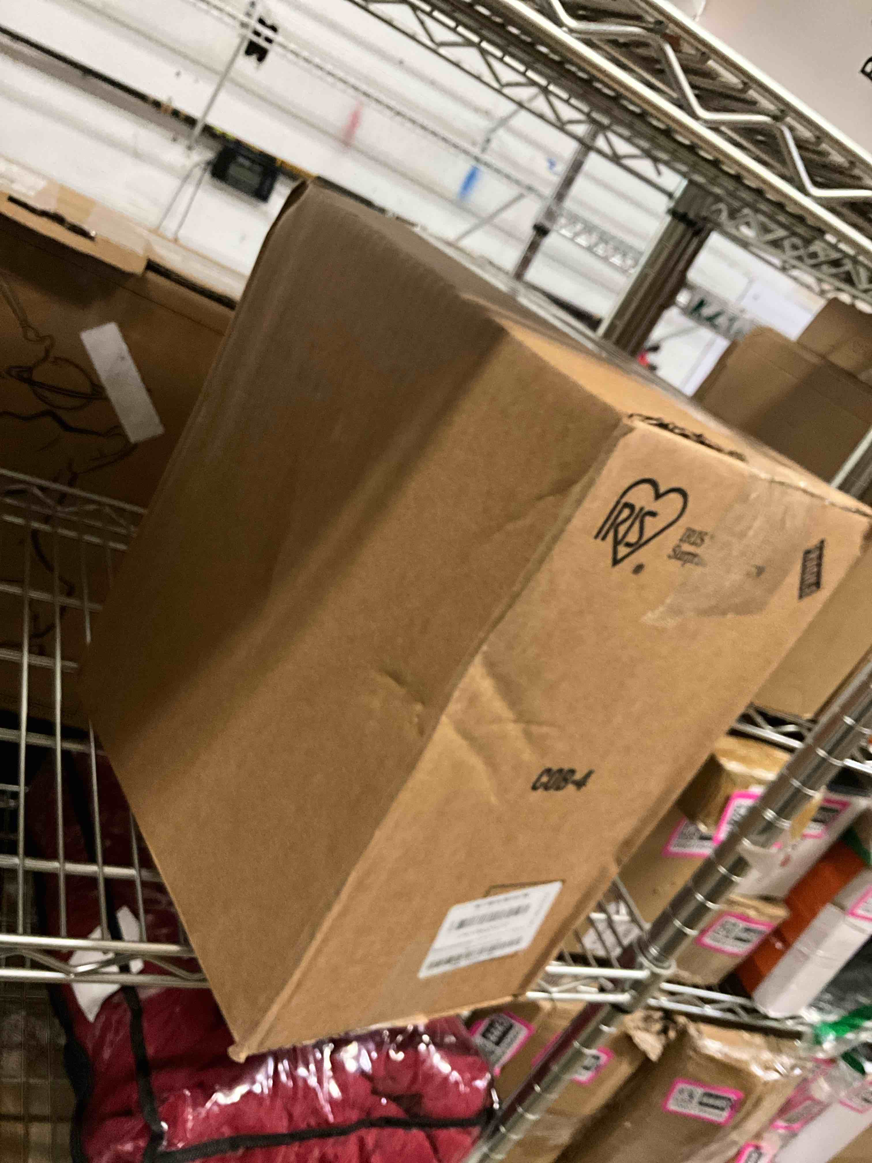 Condition photo showing Good Condition for IRIS USA 4 Qt. Plastic Storage Bins Containers with Lids, 6 Pack, Small Sensory Bin, Craft Storage, Craft Organizers & Storage, Organizing Container for Home, Office & Art Supplies, Stackable, Clear 4 Qt. - 6 Pack