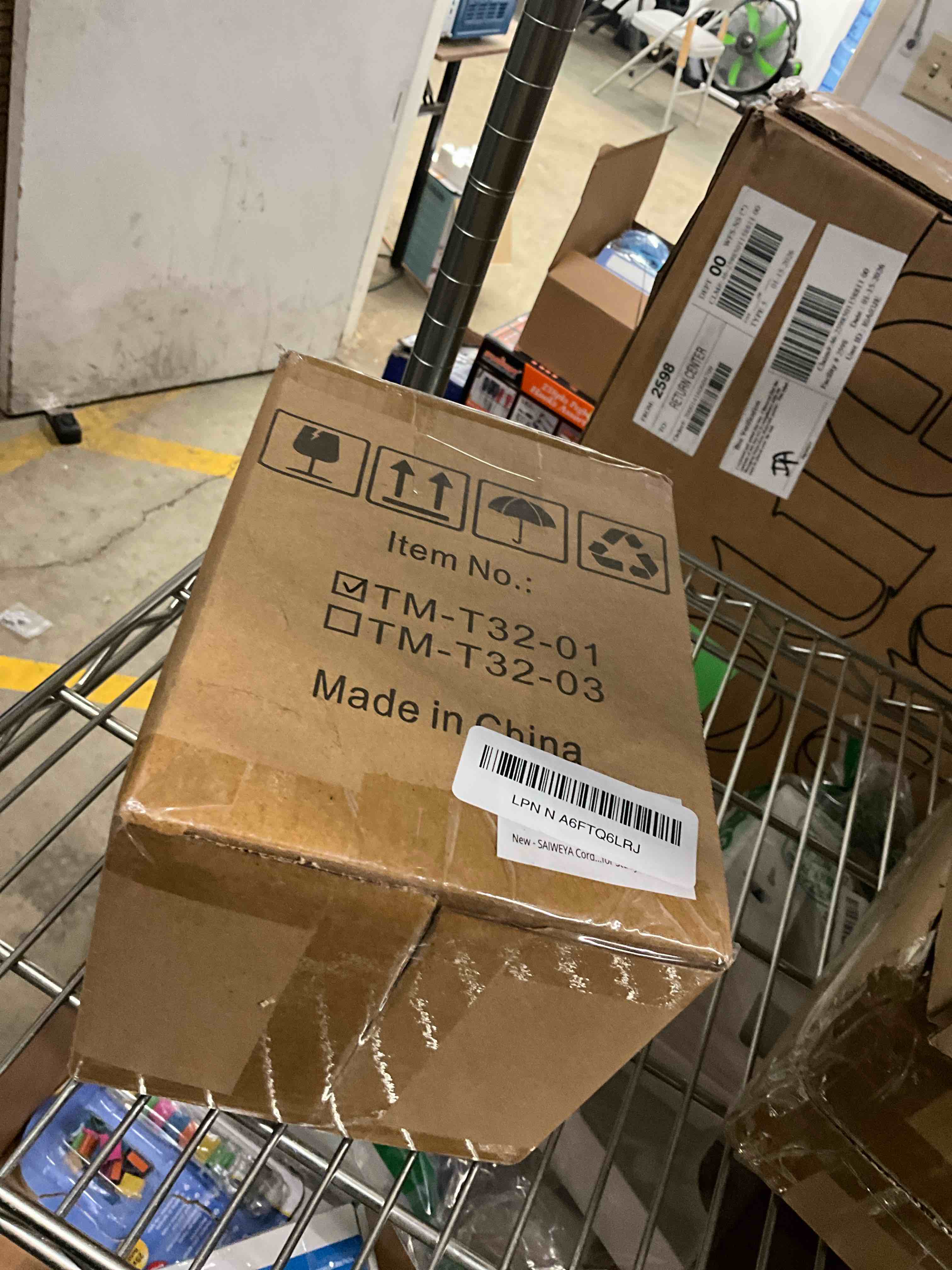 Condition photo showing Good Condition for Cordless Table Lamp DIY, 2500mAh Rechargeable & Flexible Desk Lamp, Stepless Dimming Modern Bedside Lamps with 3-Color LED Touch Control, Minimalist Nightstand Lamps for Decor & Gifts (Gold)