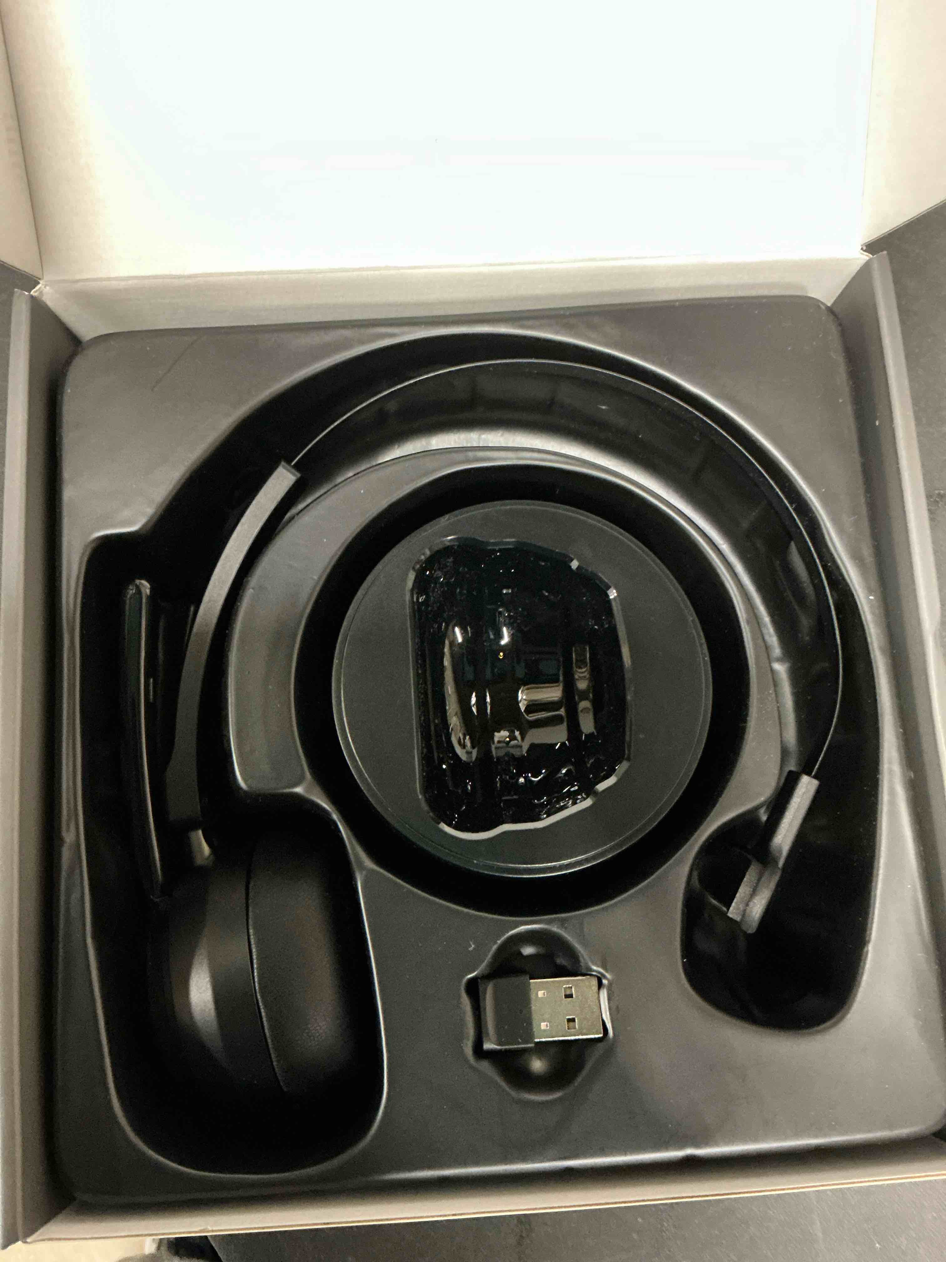 Condition photo showing Good Condition for Bluetooth Headset, Wireless Headphone with AI Noise-Canceling Microphone On Ear Wireless Headset with USB Dongle for Computer Office Black