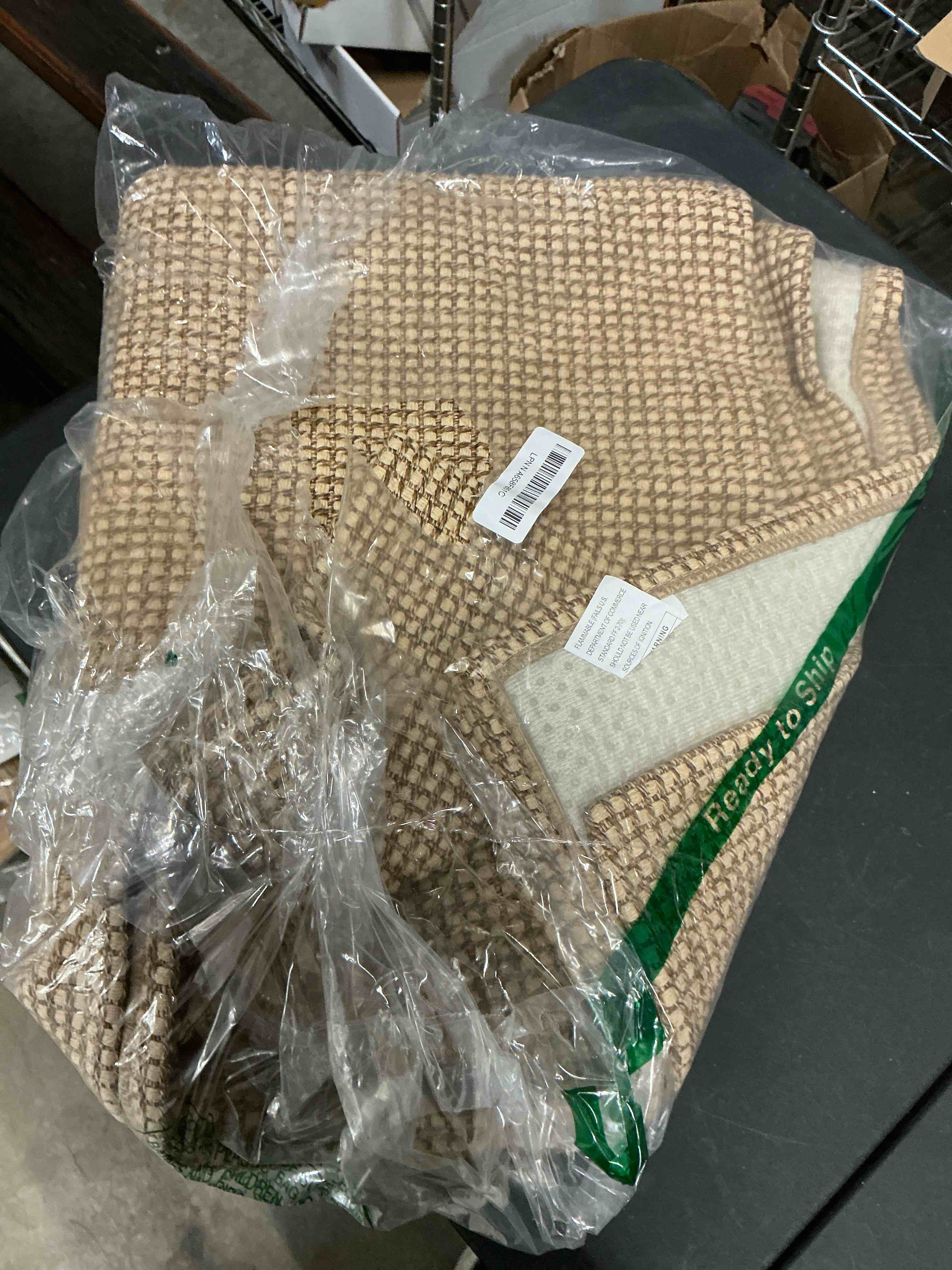 Condition photo showing Good Condition for IOHOUZE Washable Area Rug 3'x5' Non Slip Boho Kitchen Rugs Entryway Rugs Indoor Front Door Rug, Farmhouse Natural Boho Rugs Floor Throw Carpet Rugs for Entryway Entrance Bathroom Kitchen