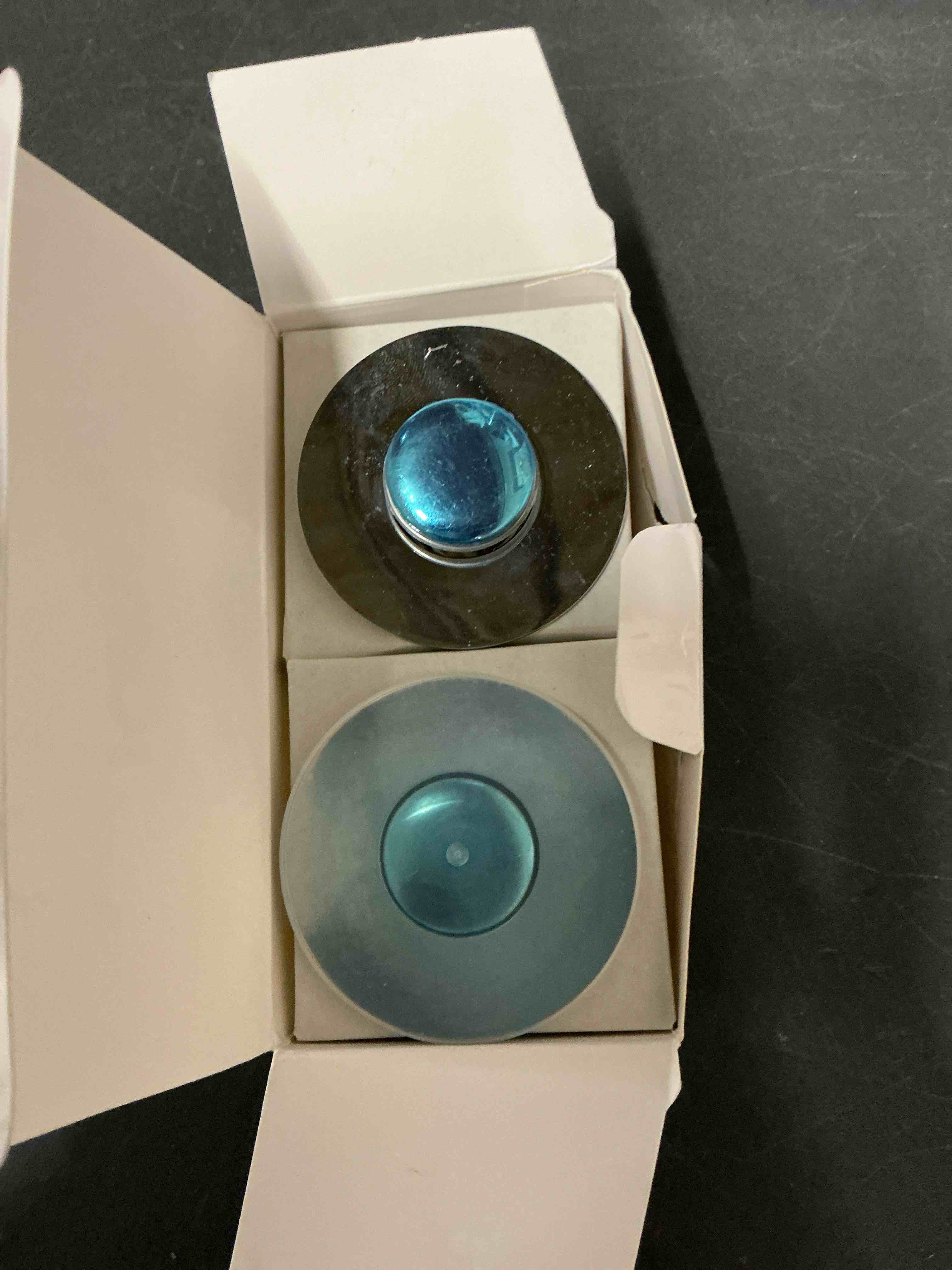 Condition photo showing Good Condition for (2 Pc) Bathroom Sink Stopper-All Metal Sink Stopper-Universal Fit 99% Bathroom Sink Stopper with Removable Stainless Steel Hair Catcher-bathroom sink drain strainer for (1.1'' to 2.36'' inch) Drain Chrome