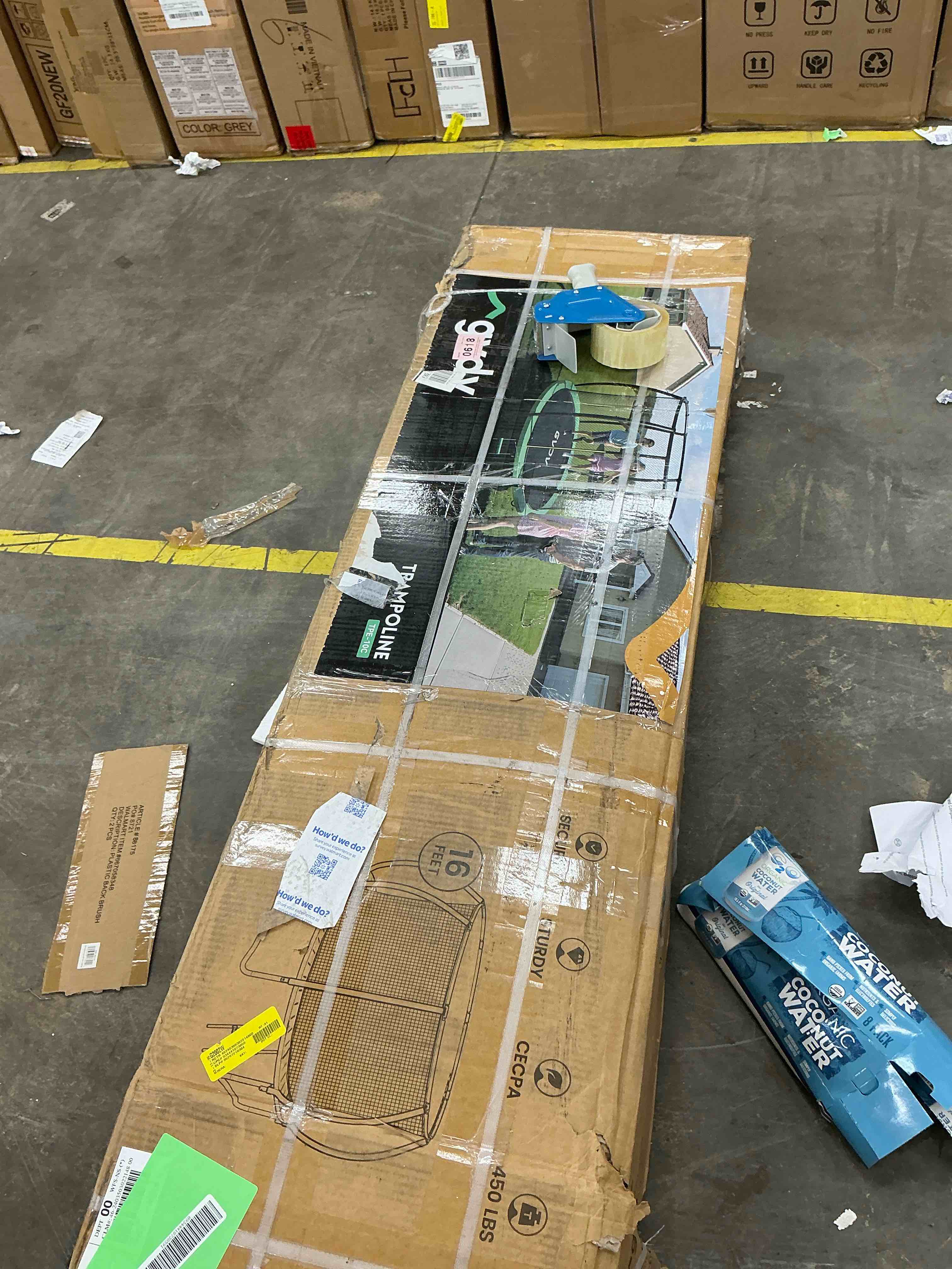 Condition photo showing Good Condition for gvdv outdoor trampoline, 10' backyard recreational pumpkin trampoline for kids with enclosure (( box 2 of 2 ))