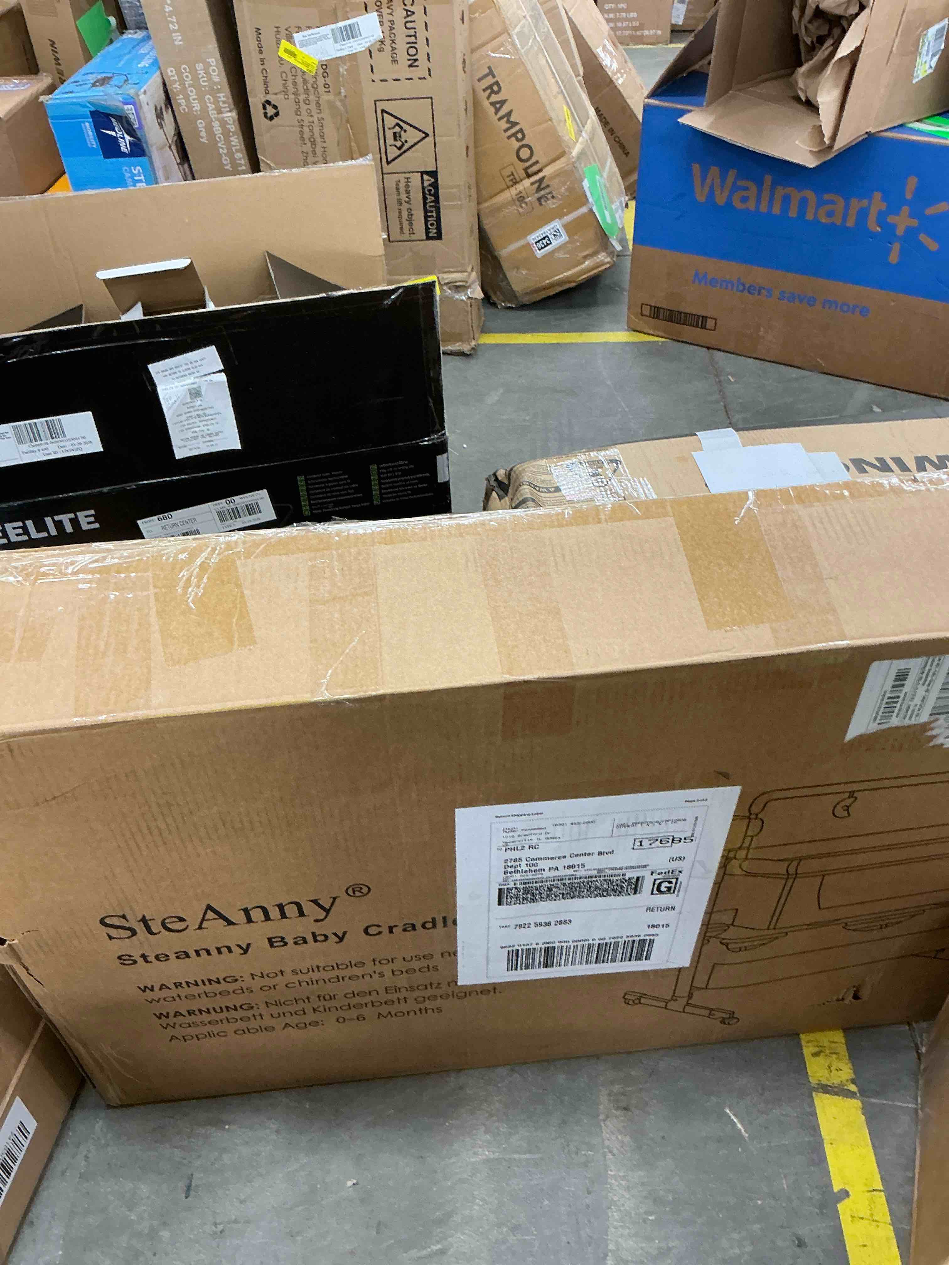 Condition photo showing Good Condition for baby bassinet newborn bedside sleeper automatic rocking travel baby co-sleeper infant cradle