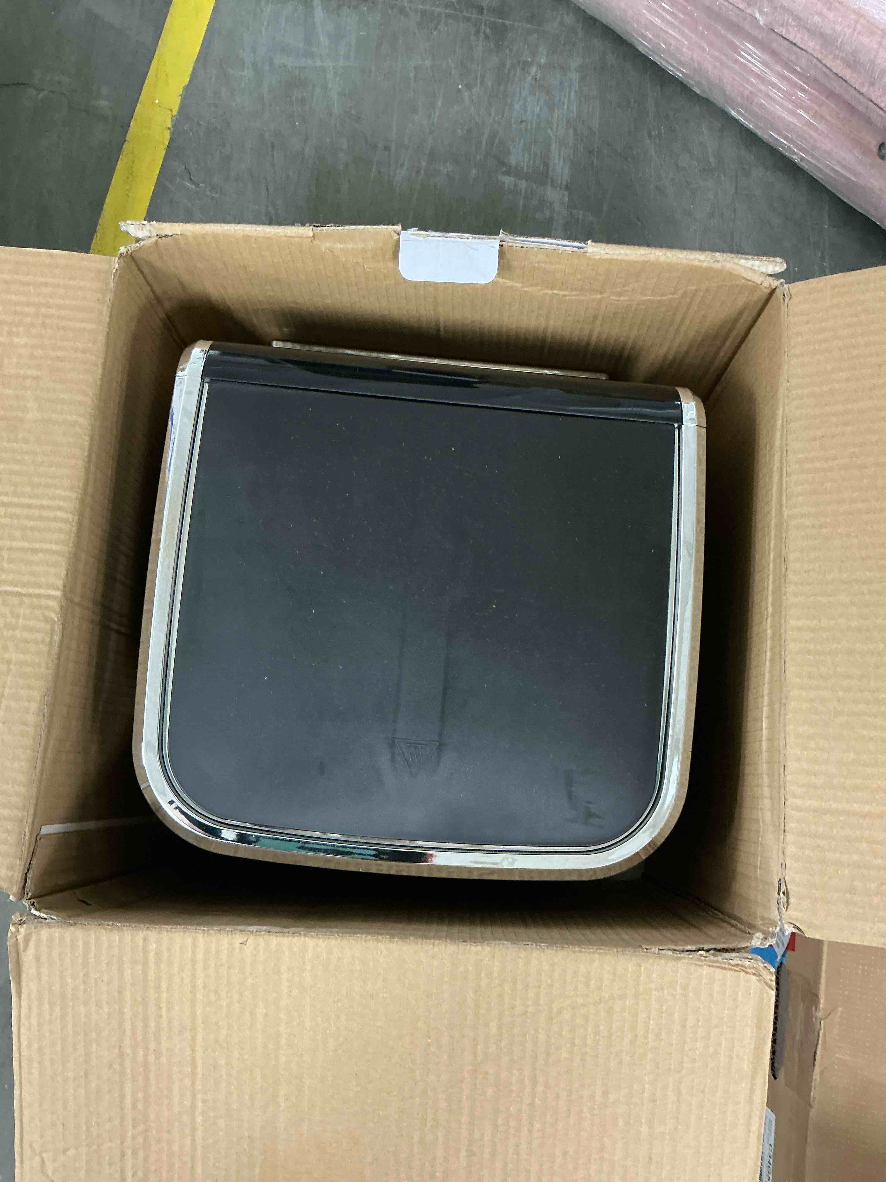 https://s3.amazonaws.com/lotting-images-prod/EmanualPiazza/GRA1944112_1776091571069.jpeg