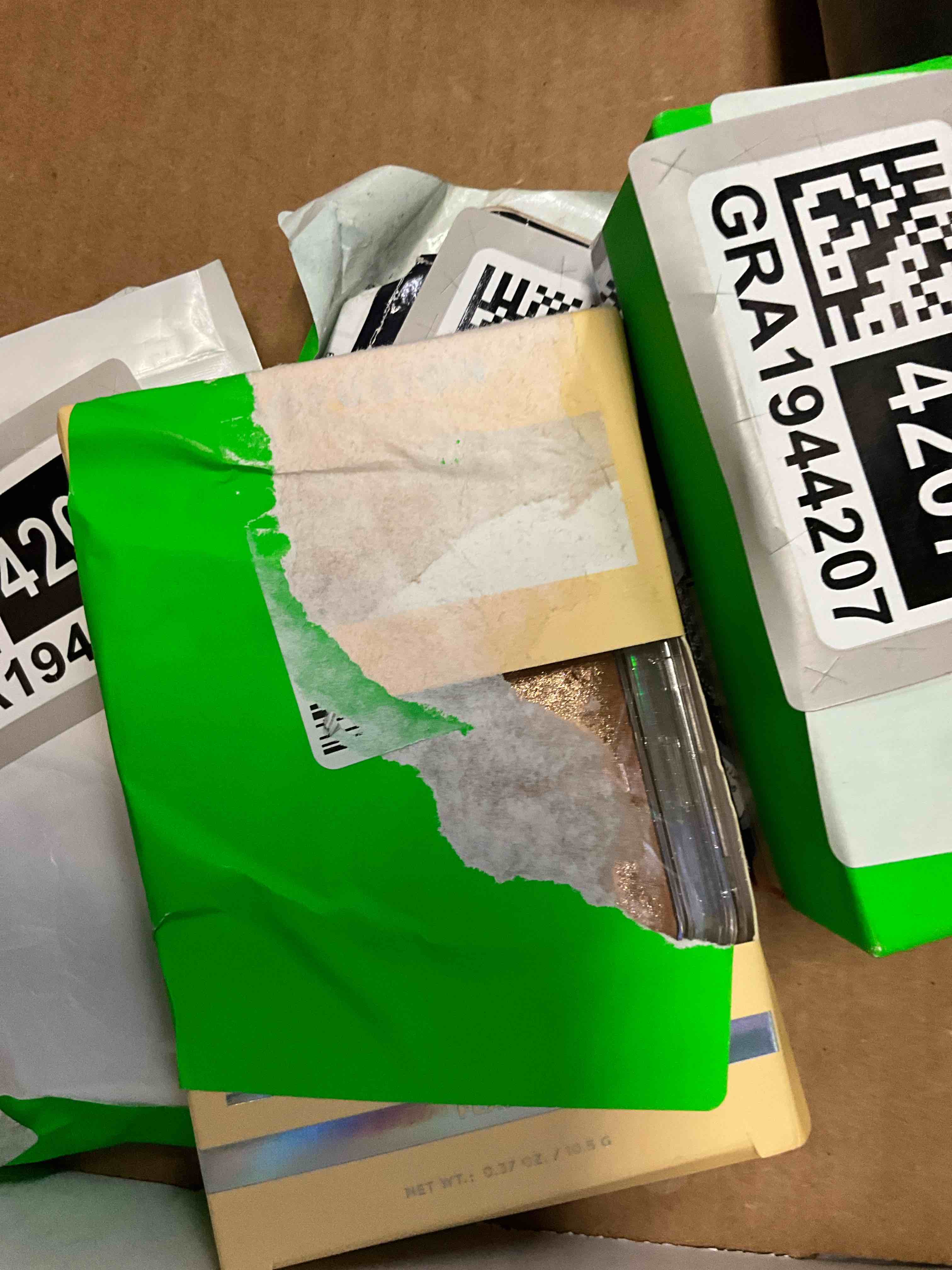 Condition photo showing Good Condition for profusion cosmetics highlighter holo beam flare (sunlit bronze with a golden champagne shift)