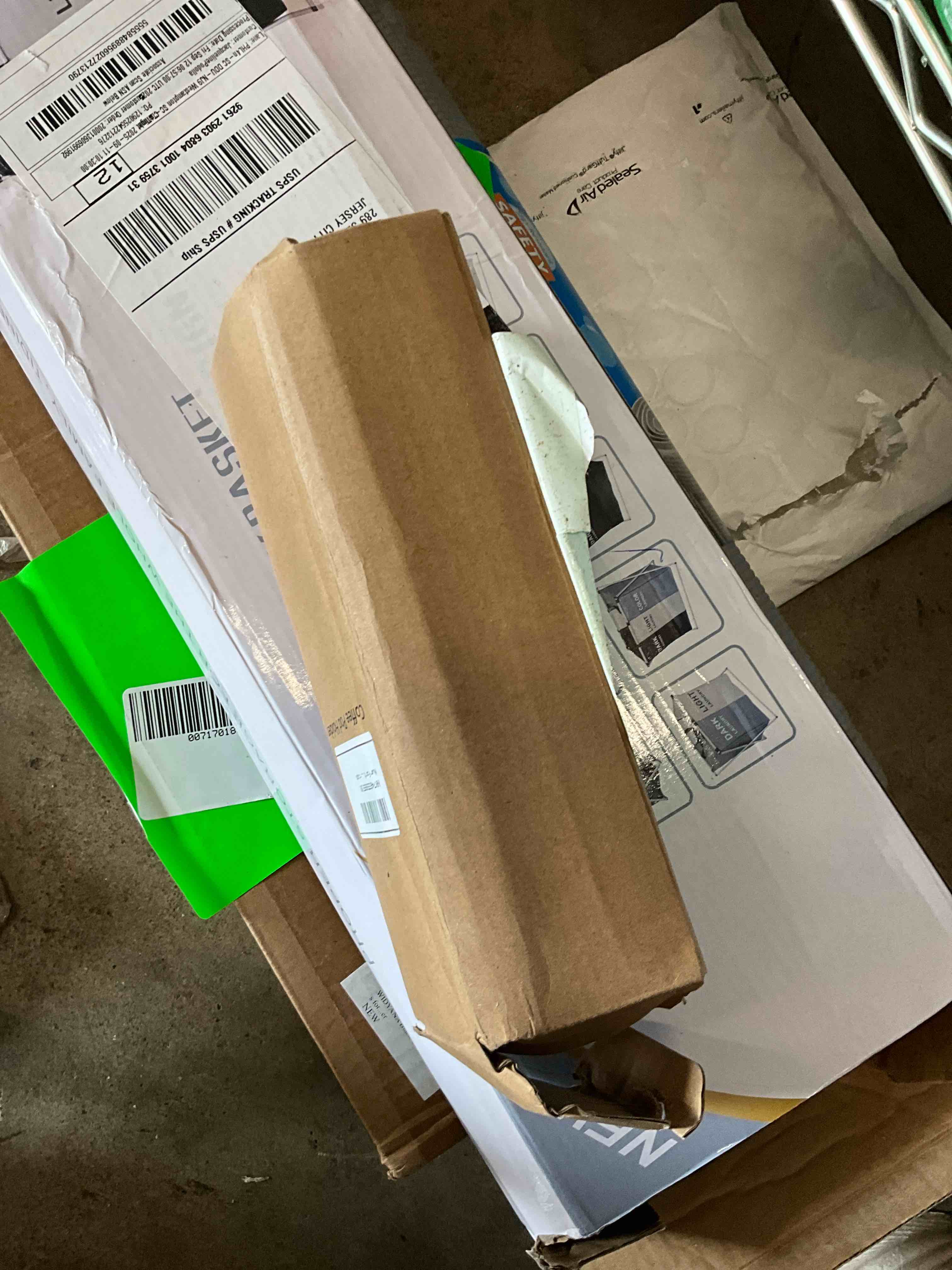 Condition photo showing Good Condition for nurforta k cup holder for keurig: coffee pod holder for counter small space - kcup holder for wall mount - pink 2 pack for 10 k-cups