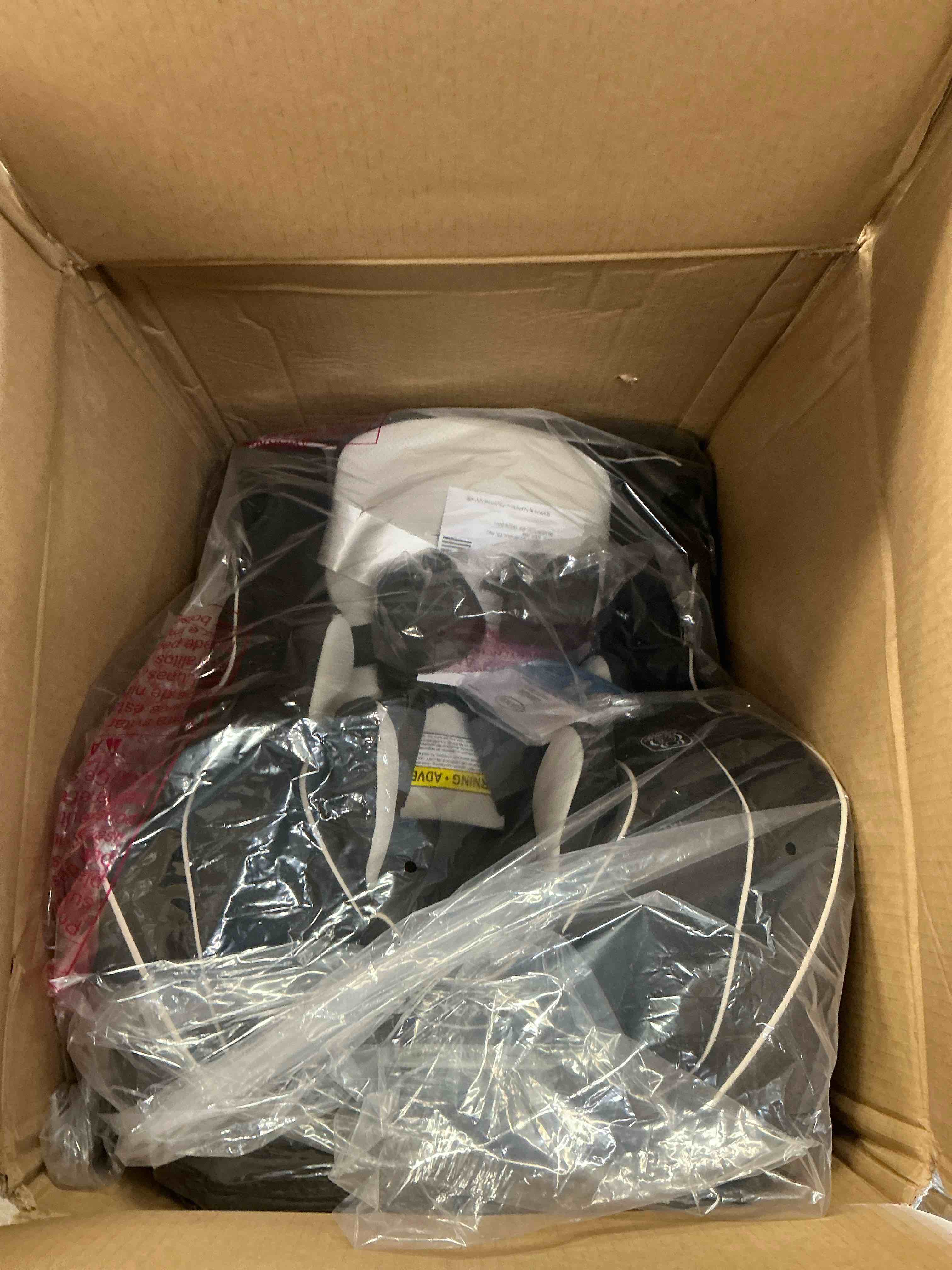 Condition photo showing New/Like New for graco extend2fit convertible baby car seat, rear and forward facing, adjustable extension panel for extra legroom, gotham 2-in-1 gotham 2.0