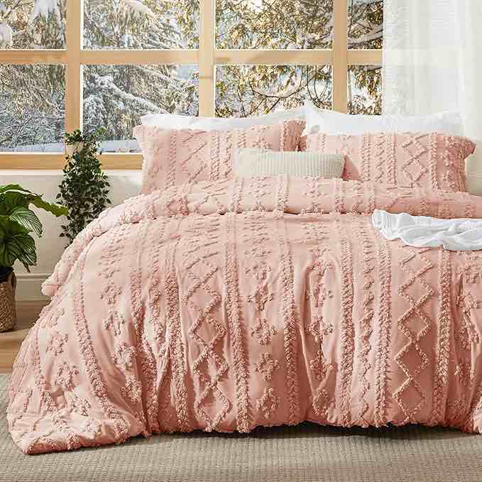 bedsure tufted boho comforter set twin / twin xl size - light pink boho bed set, gentlesoft™ 3 pieces farmhouse-style embroidery bedding, gifts for woman, soft jacquard  comforter for all seasons
