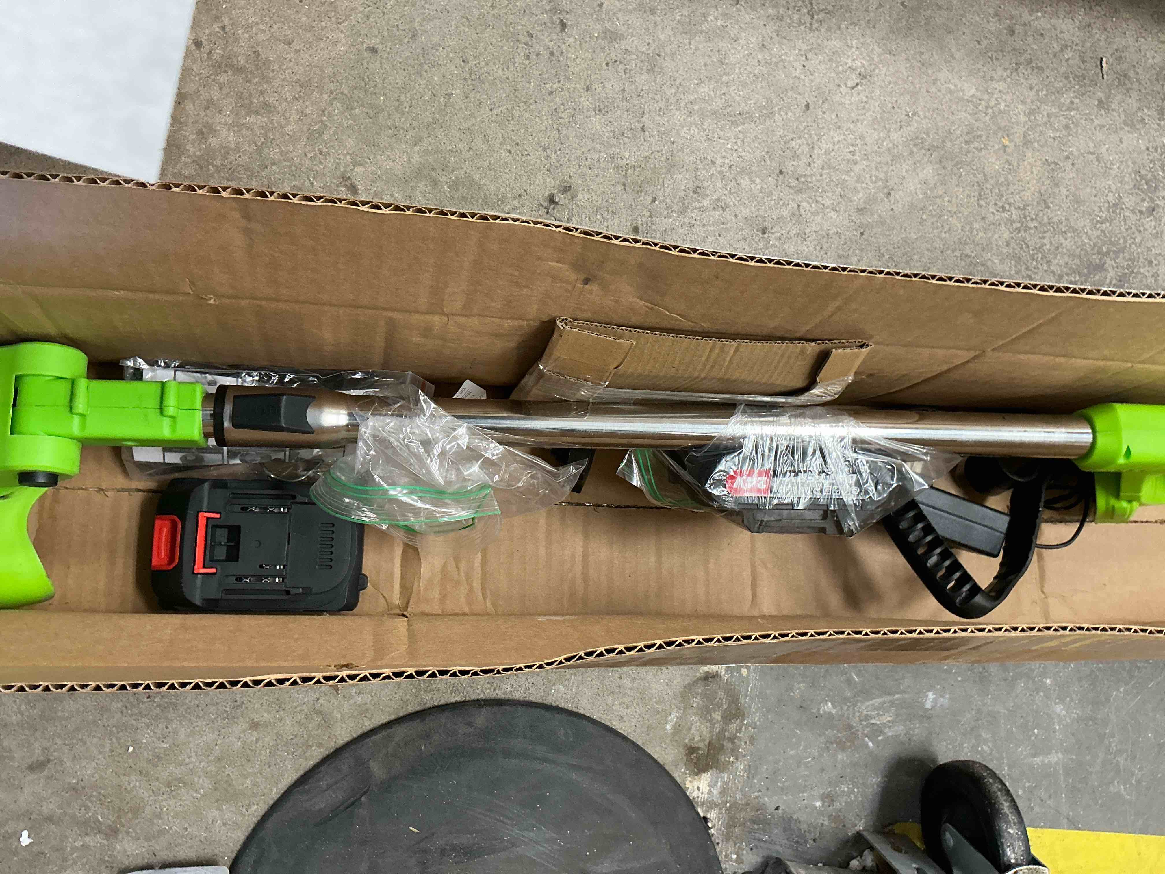 Condition photo showing Good Condition for chichomey weed wacker and string trimmer, brushless motor, 3 blades, adjustable length - lightweight lawn edger & brush cutter for yard and garden