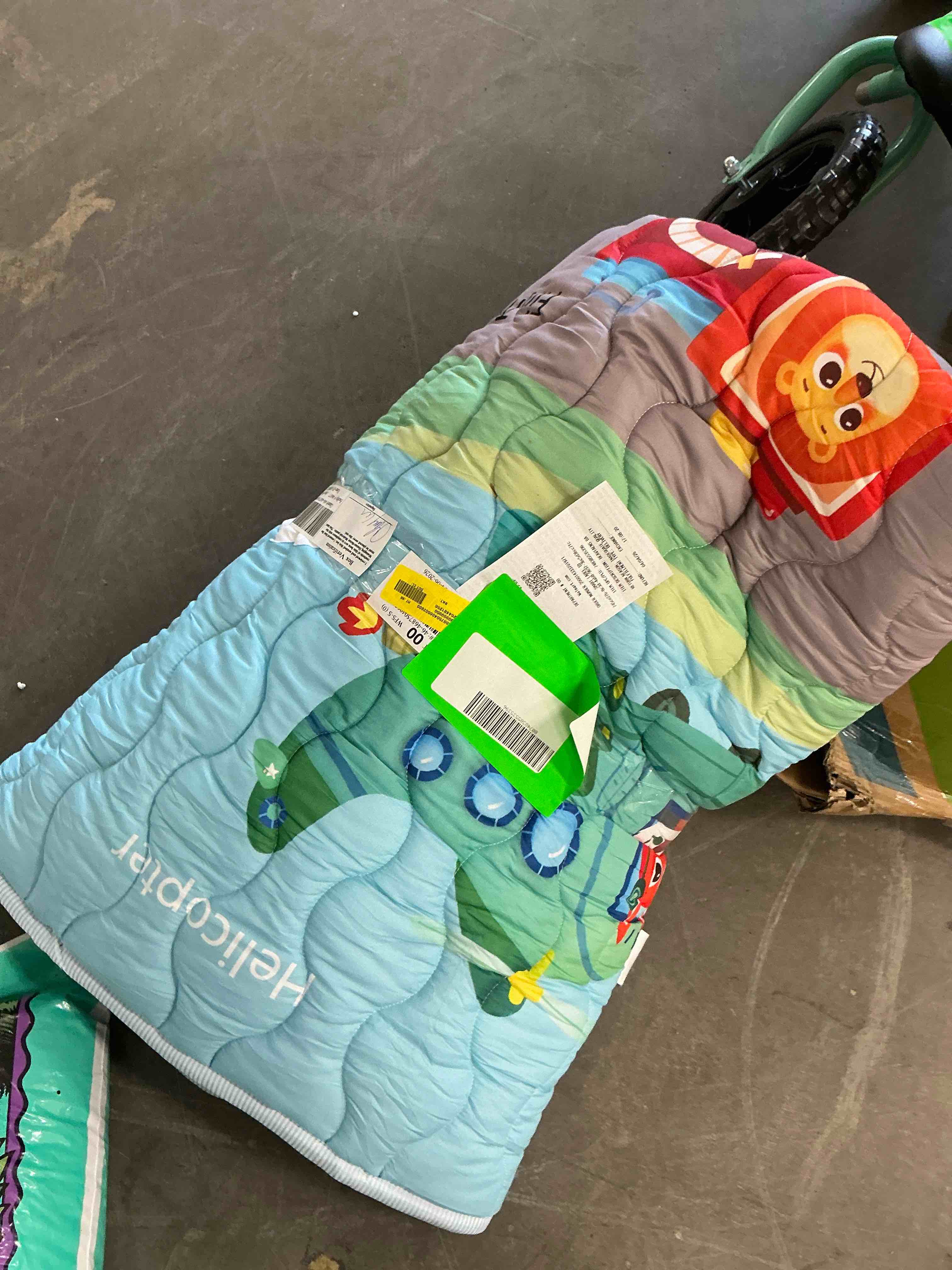 Condition photo showing Good Condition for beavtaens baby play mat for floor, fits 71x59 playpen, non-slip, soft for infants, 0-4 years (vehicles)