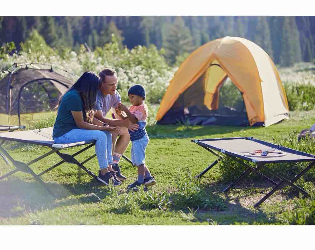 Condition photo showing New/Like New for teton adventurer cot – lightweight folding camping cot with steel frame, easy setup & carry bag, black
