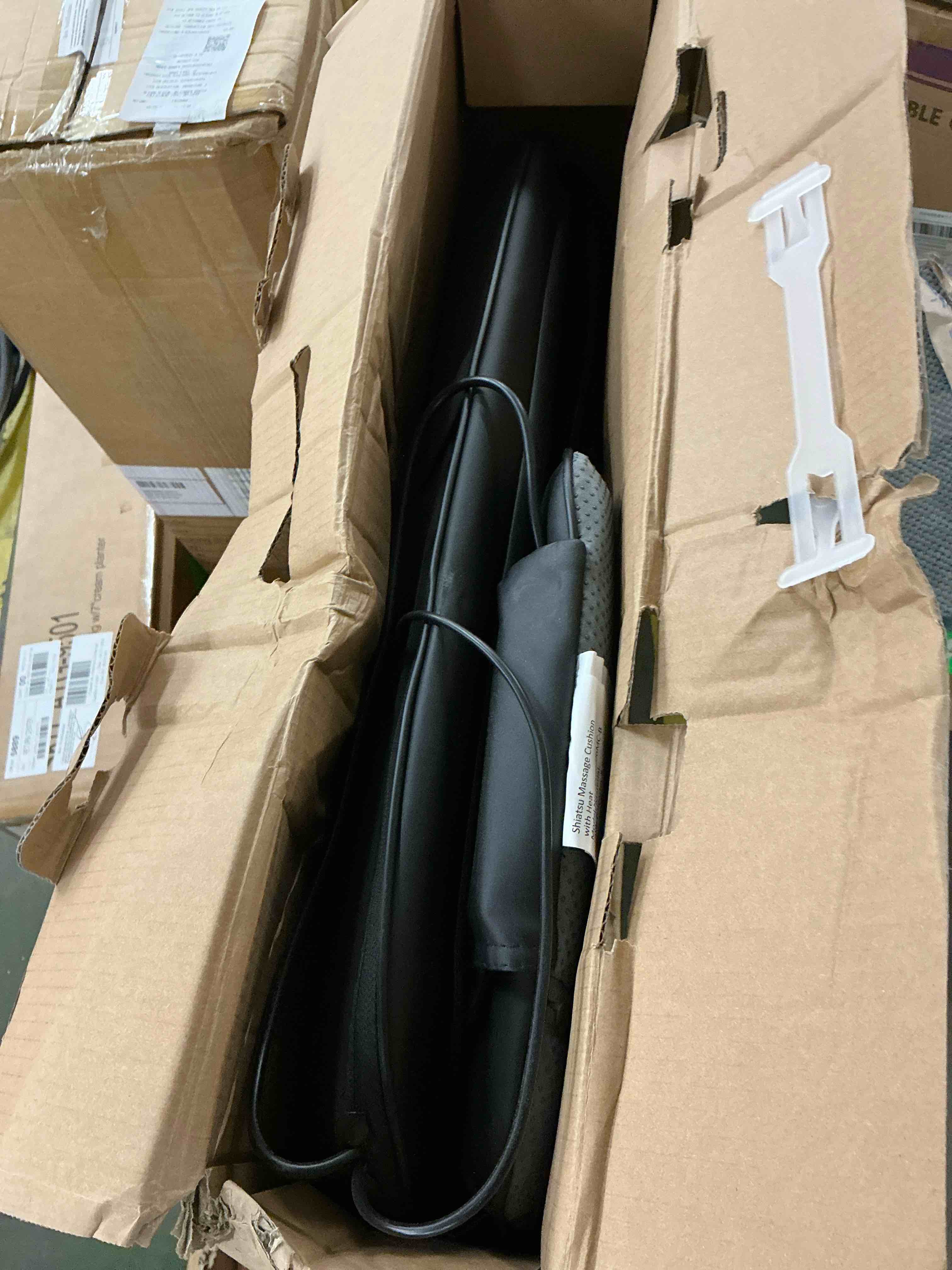 Condition photo showing Good Condition for comfier shiatsu back massager with heat deep tissue kneading massage seat cushion electric chair pad black