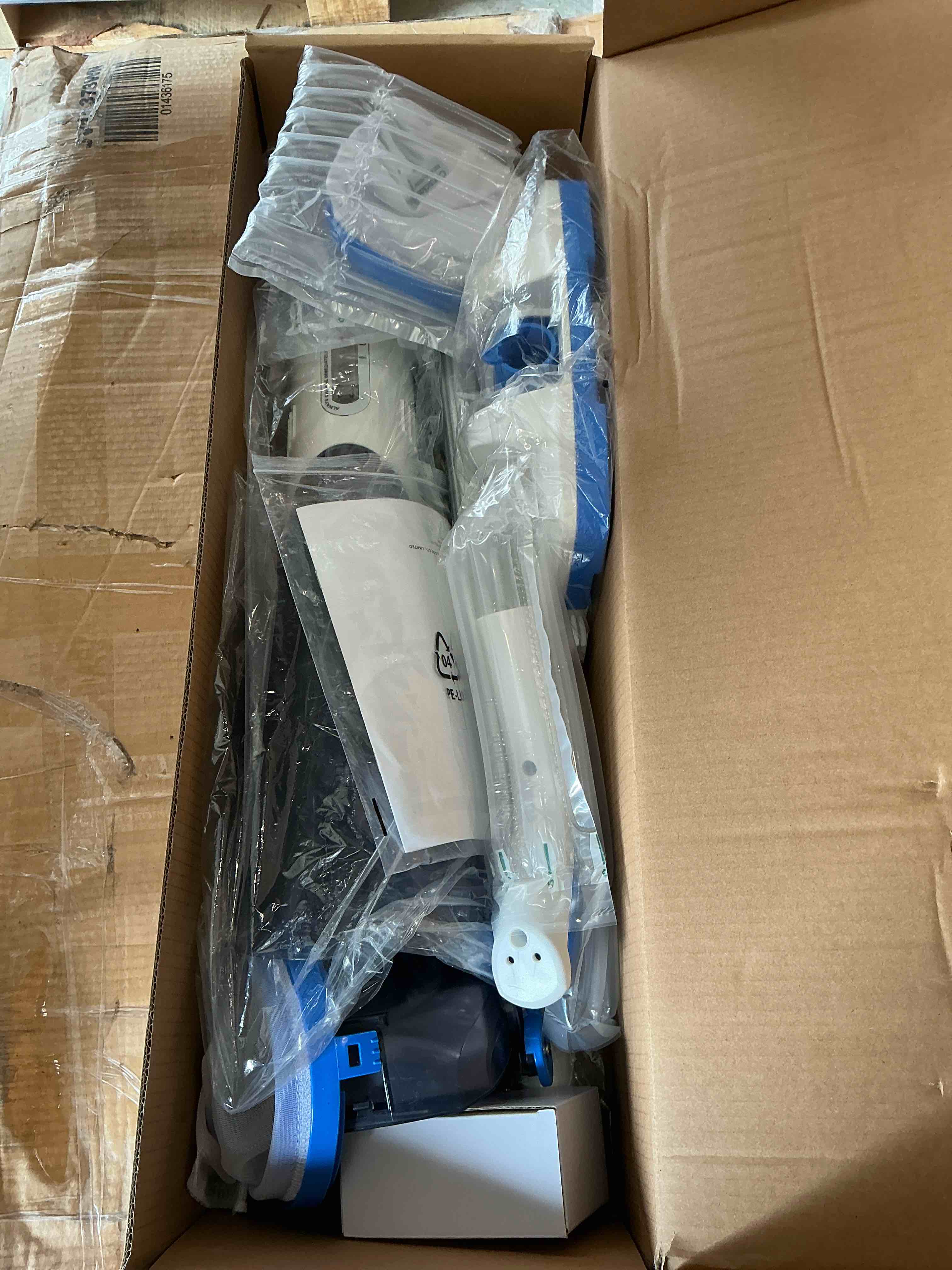 Condition photo showing Good Condition for consciot pool vacuum for above ground pool & inground pool, rechargeable handheld cleaner with telescopic pole,18.5 gpm suction, 13.4" head, 60-min runtime, for spa & hot tub l1