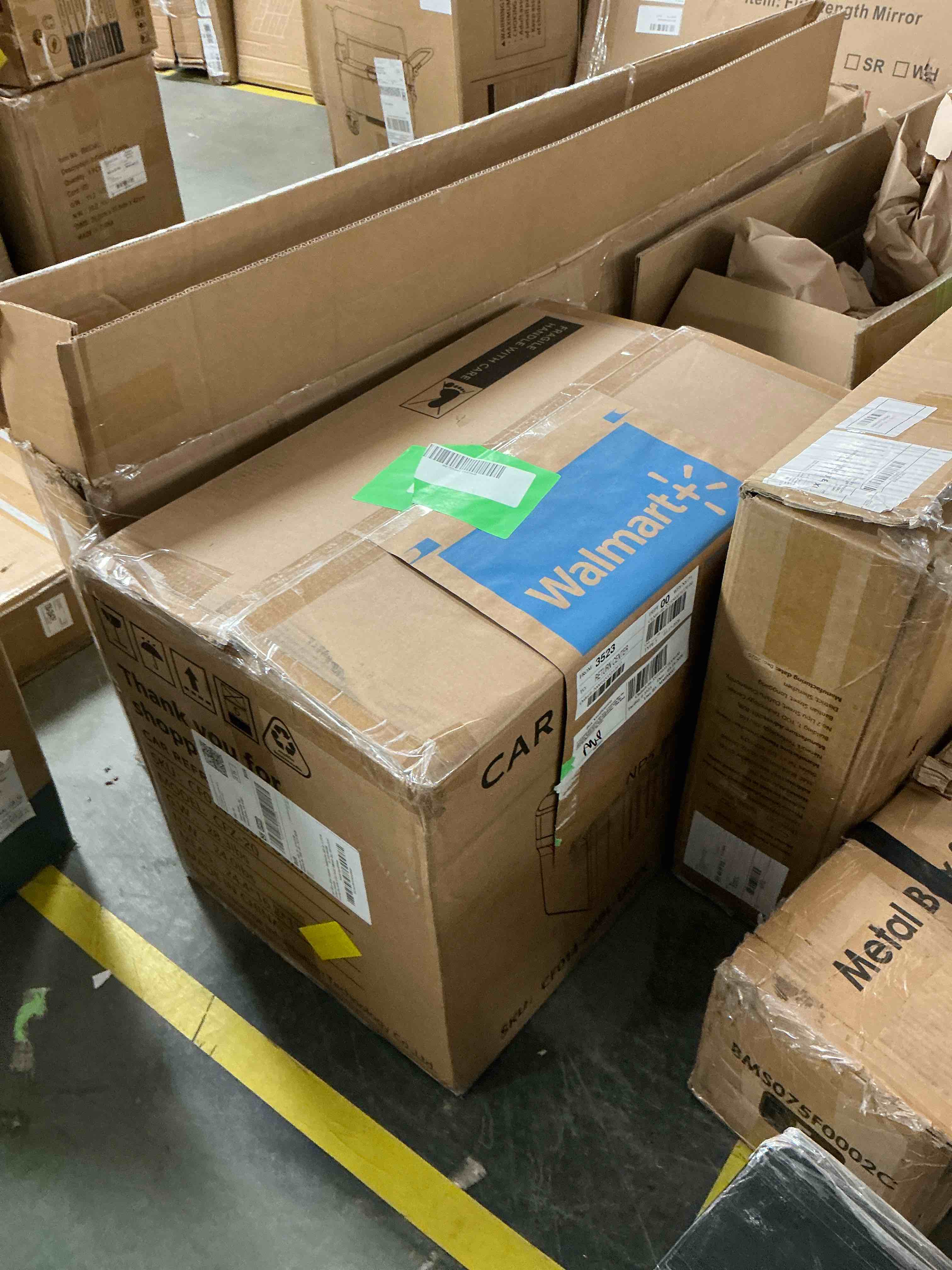 Condition photo showing New/Like New for simzlife 12 volt car refrigerator 22 quart portable fridge freezer compressor cooler 12/24v dc 110~240 volt ac for truck van rv camper suv travel camping road trips