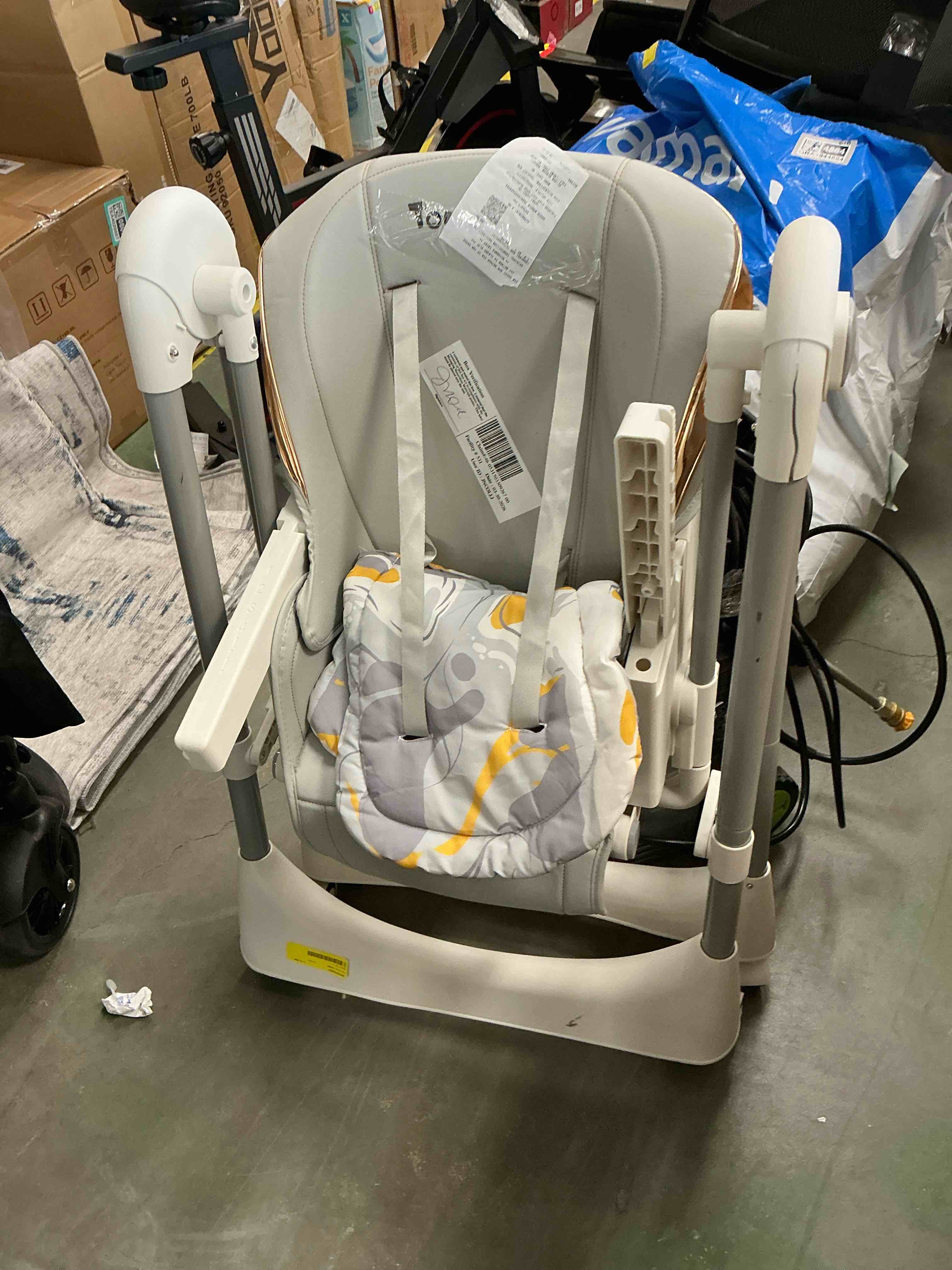 Condition photo showing Good Condition for touheart baby high chair and swing combo, 6-in-1 convertible highchair for infants and toddlers, gray