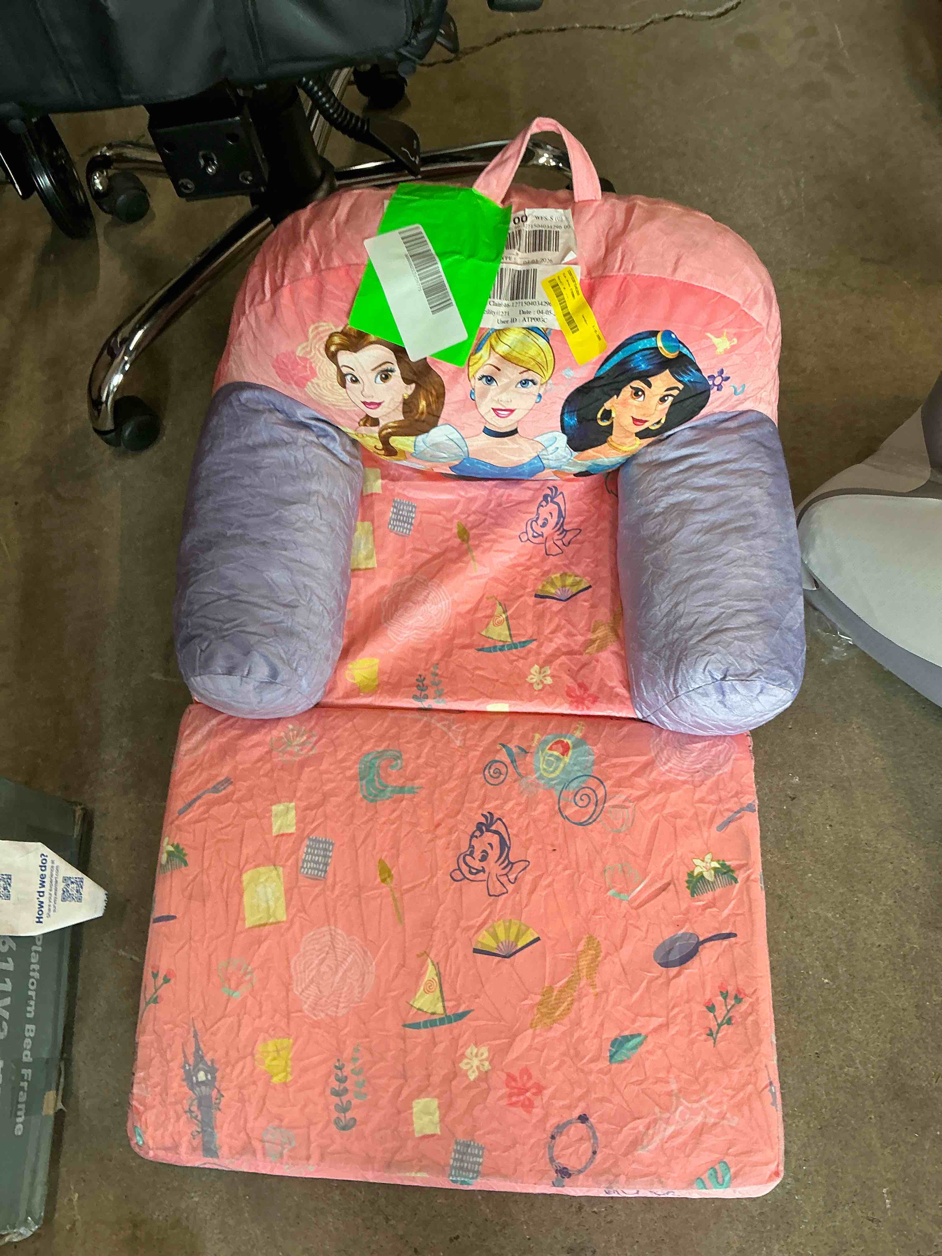 Condition photo showing Good Condition for delta children cozee buddy flip-out chair - disney princess