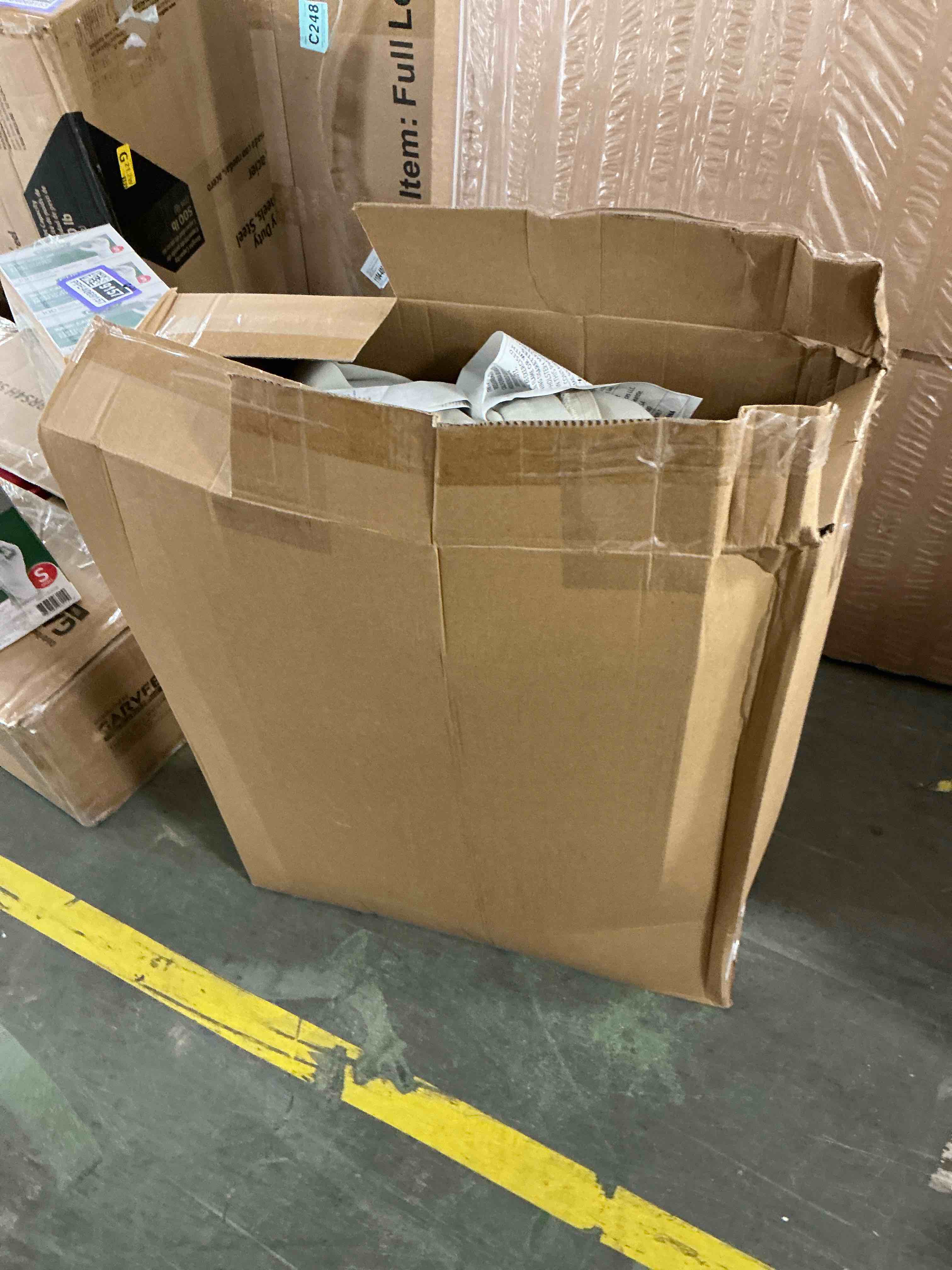 https://s3.amazonaws.com/lotting-images-prod/EmanualPiazza/GRA1944975_1777581640468.jpeg