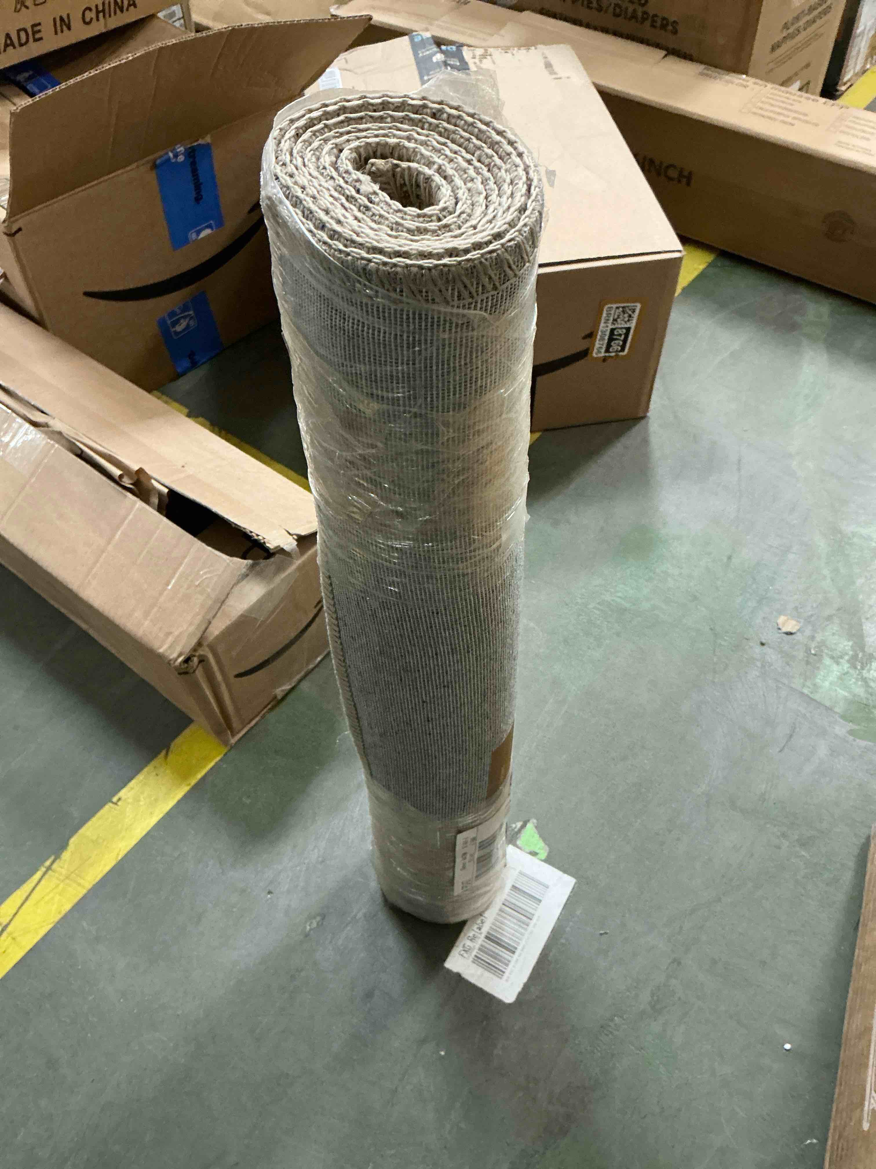 Condition photo showing Good Condition for loloi angela rose aubrey collection aub-03 ocean/spice 2'-0" x 5'-0", .19" pile height, accent rug ocean / spice 2' x 5' (rectangular)