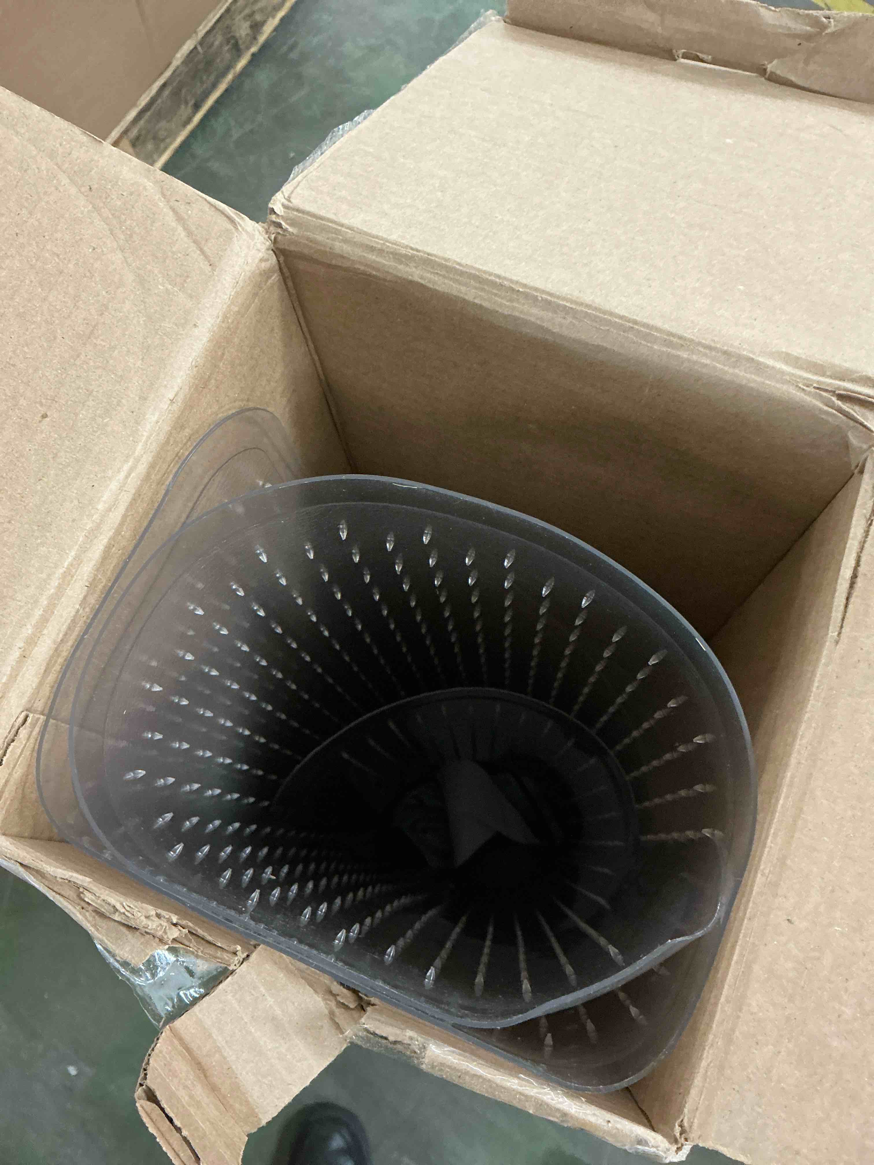 Condition photo showing Good Condition for amazon basics office chair mat for low pile carpeted floors with lip, 36" x 48", clear 36” x 48” with lip