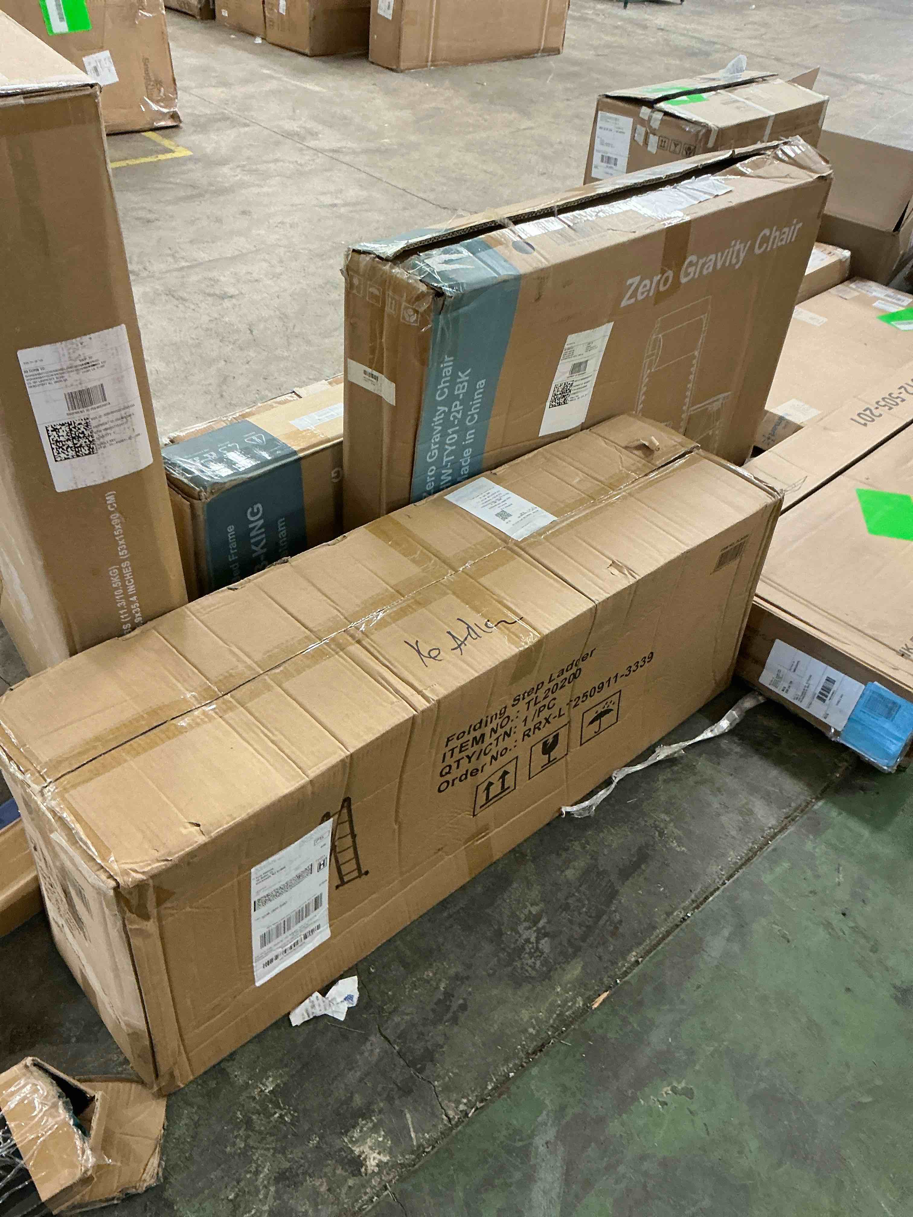 Condition photo showing New/Like New for betisef 12.5ft 7 in 1 multi-purpose ladder  folding aluminium extension ladder w/anti-slip feet  en 131 standard 330lb capacity