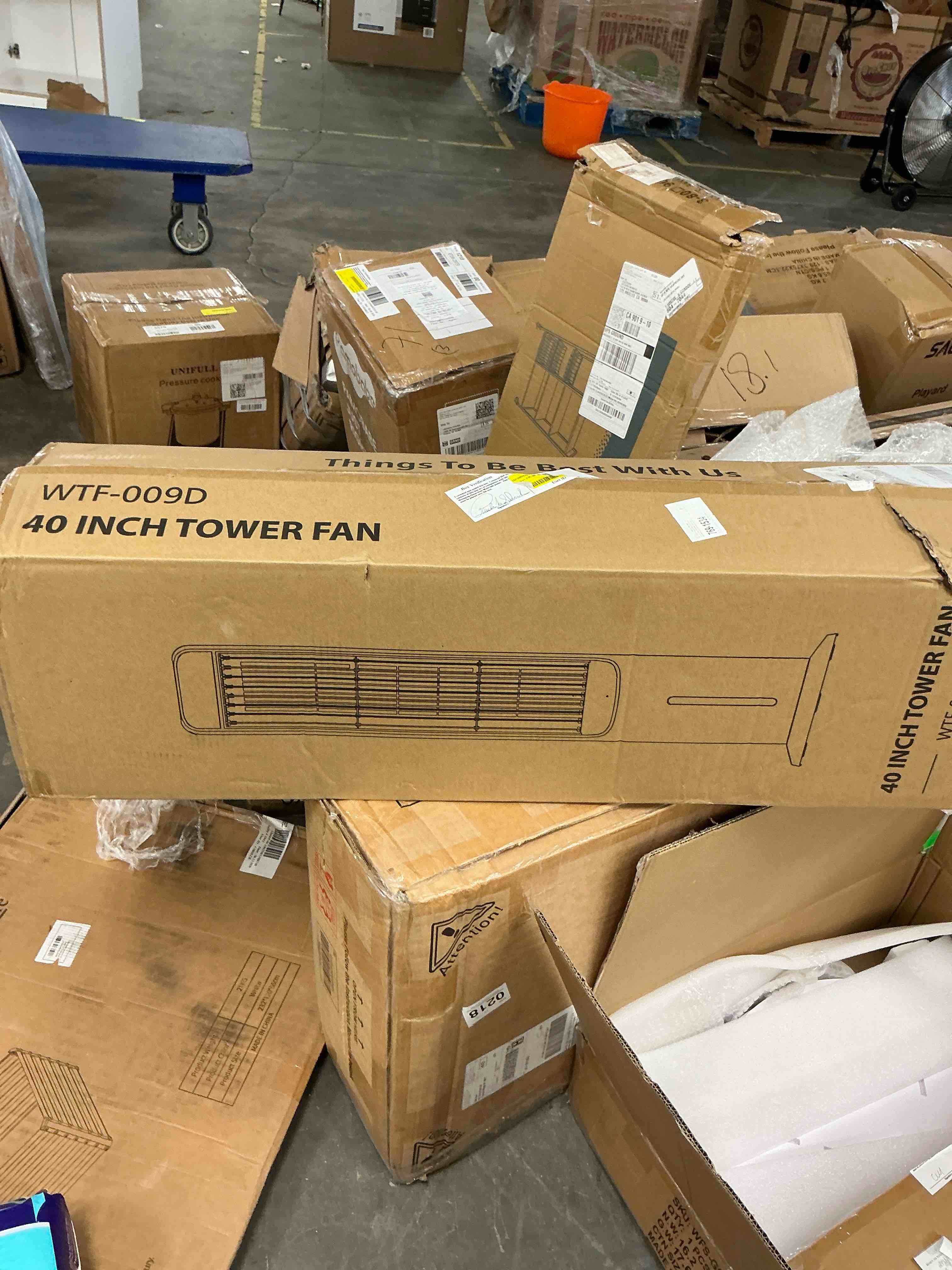 Condition photo showing New/Like New for 40 evaporative air cooler portable tower cooling fan pro choice oscillating swamp cooler white