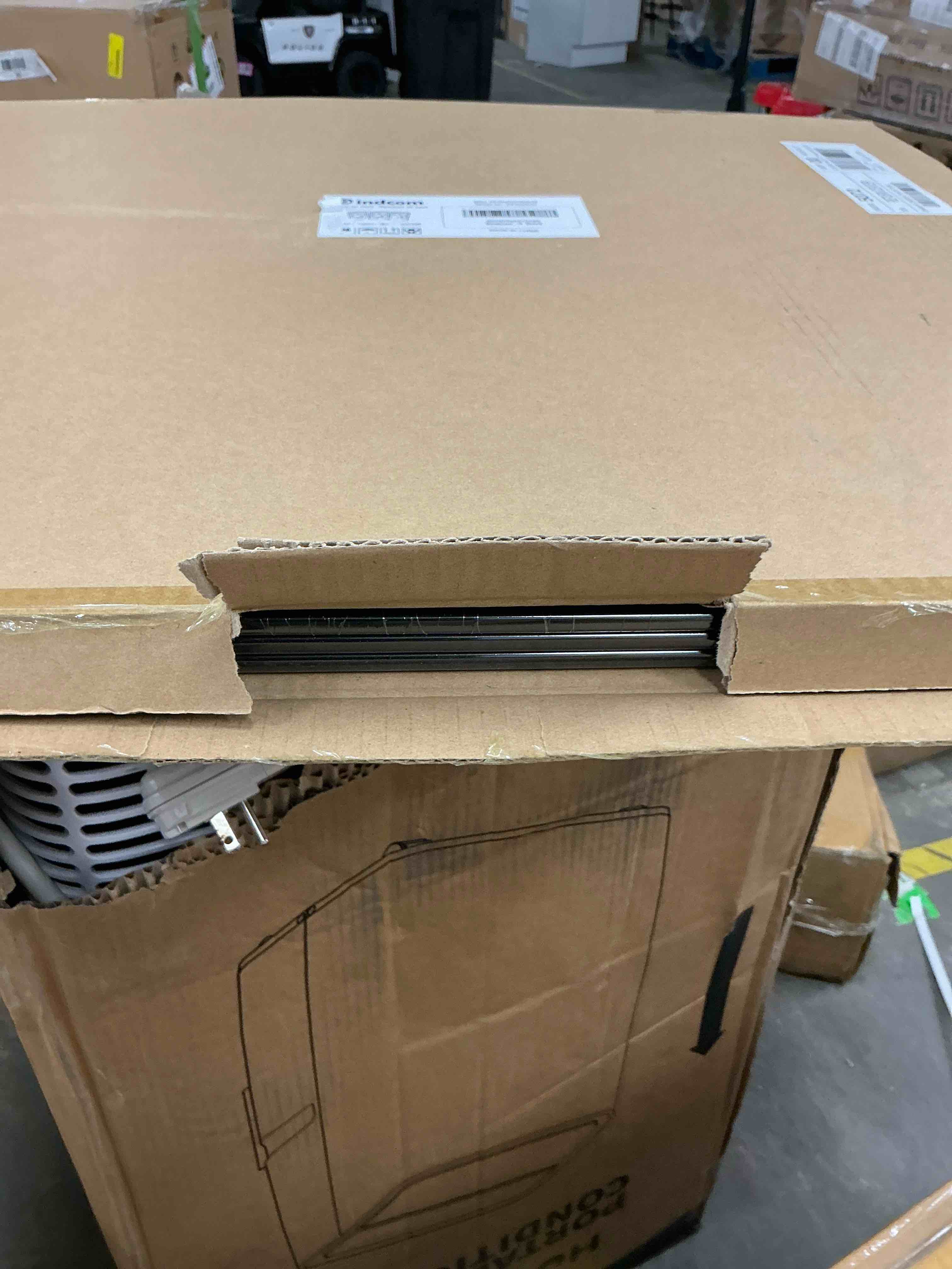 Condition photo showing New/Like New for sindcom 24x24 picture frames gallery wall poster frames set of 3 black display pictures 11×14 12×12 16×24 18×24 with mat or 24x24 without mat