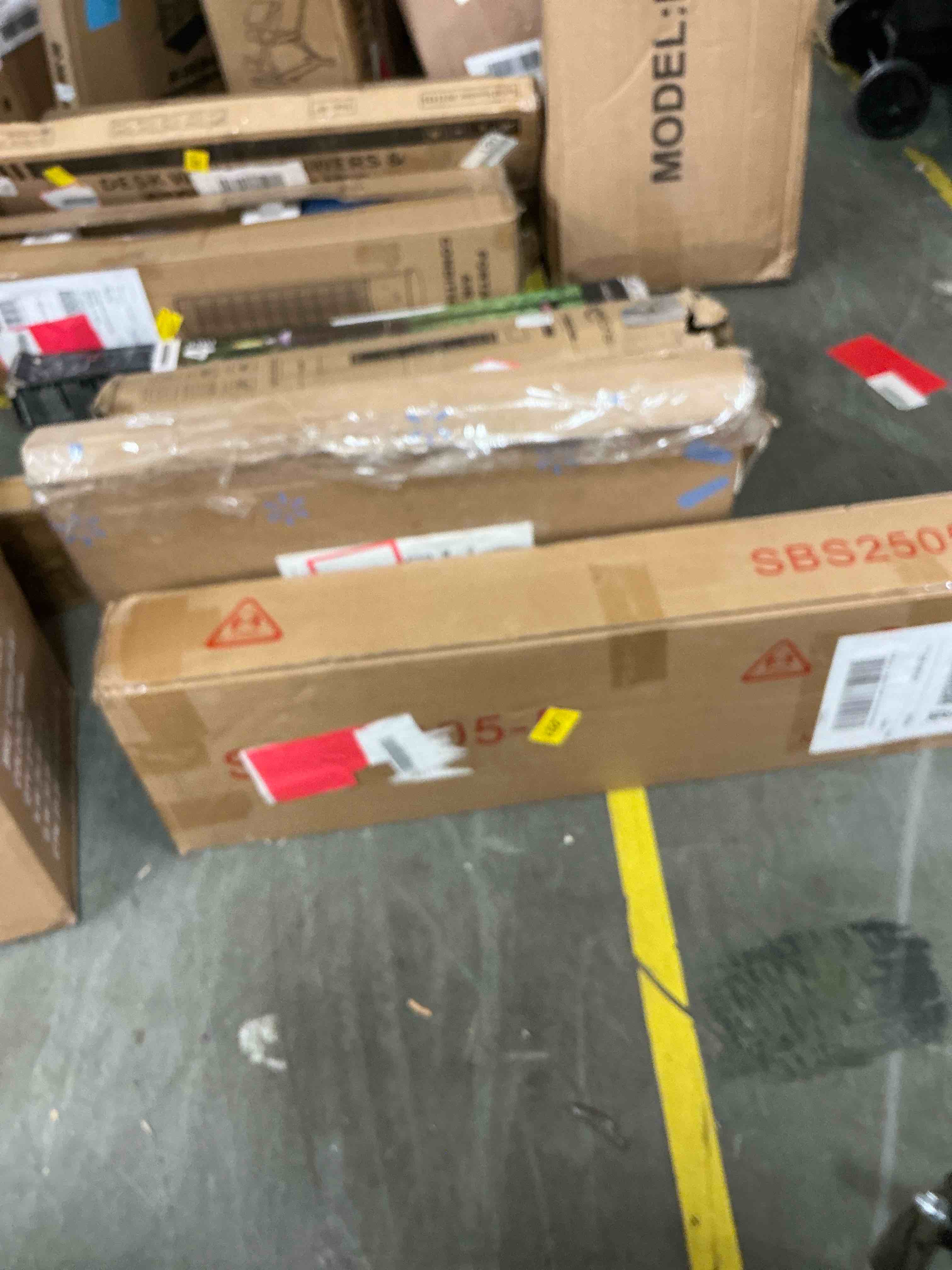 Condition photo showing Good Condition for bedsnus 5 inch king heavy duty metal box spring, mattress foundation with fabric cover, easy assembly