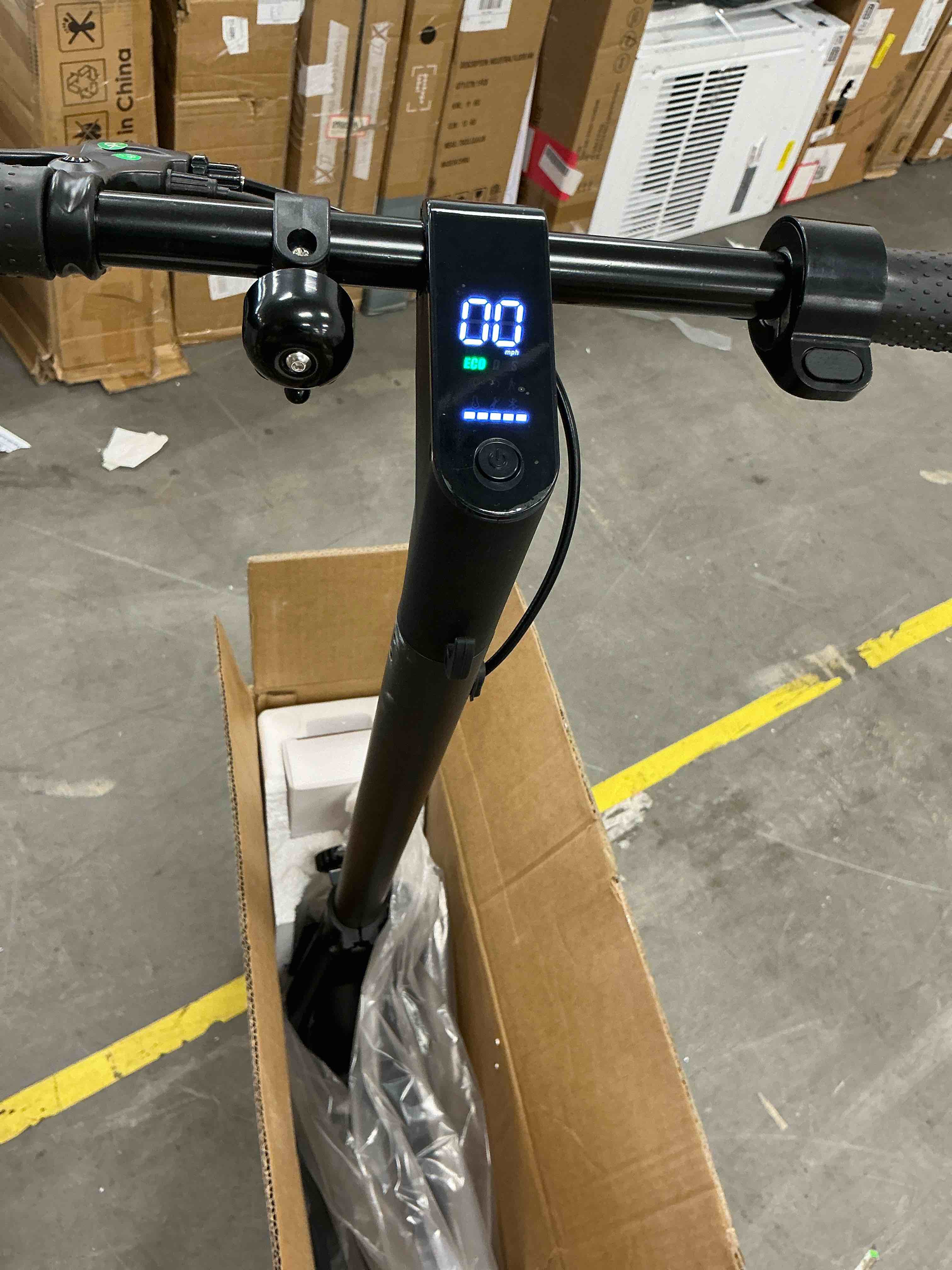 Condition photo showing New/Like New for iscooter 500w electric scooter for adults?23 miles & 22 mph max?extra-wide pedals 10 pneumatic tires portable folding design?commuting e-scoo