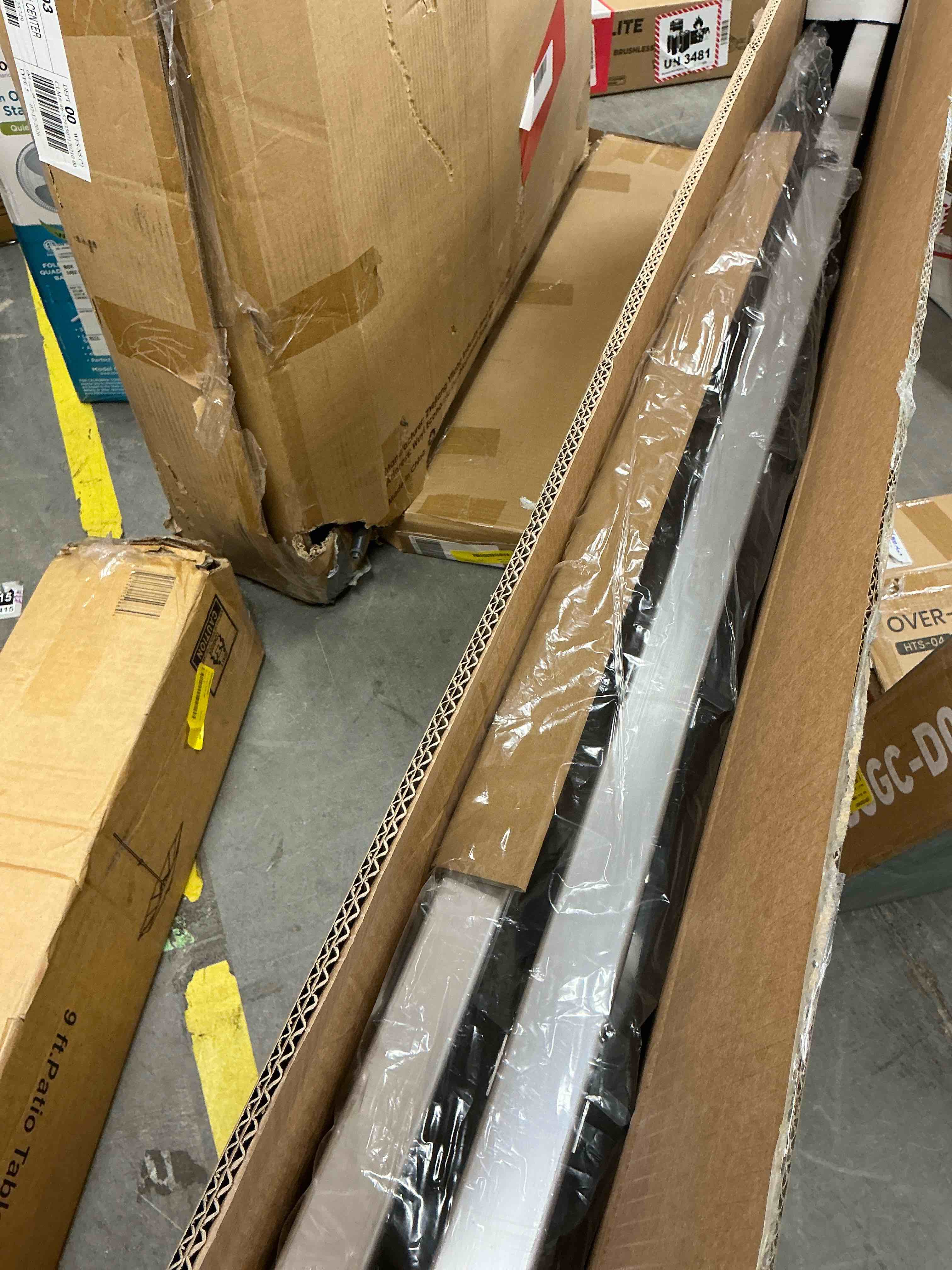 Condition photo showing New/Like New for concetta 62 inch 5-step herringbone aluminium ladder with non-slip treads and comfortable handrails sturdy steel ladder portable heavy duty stepstoo