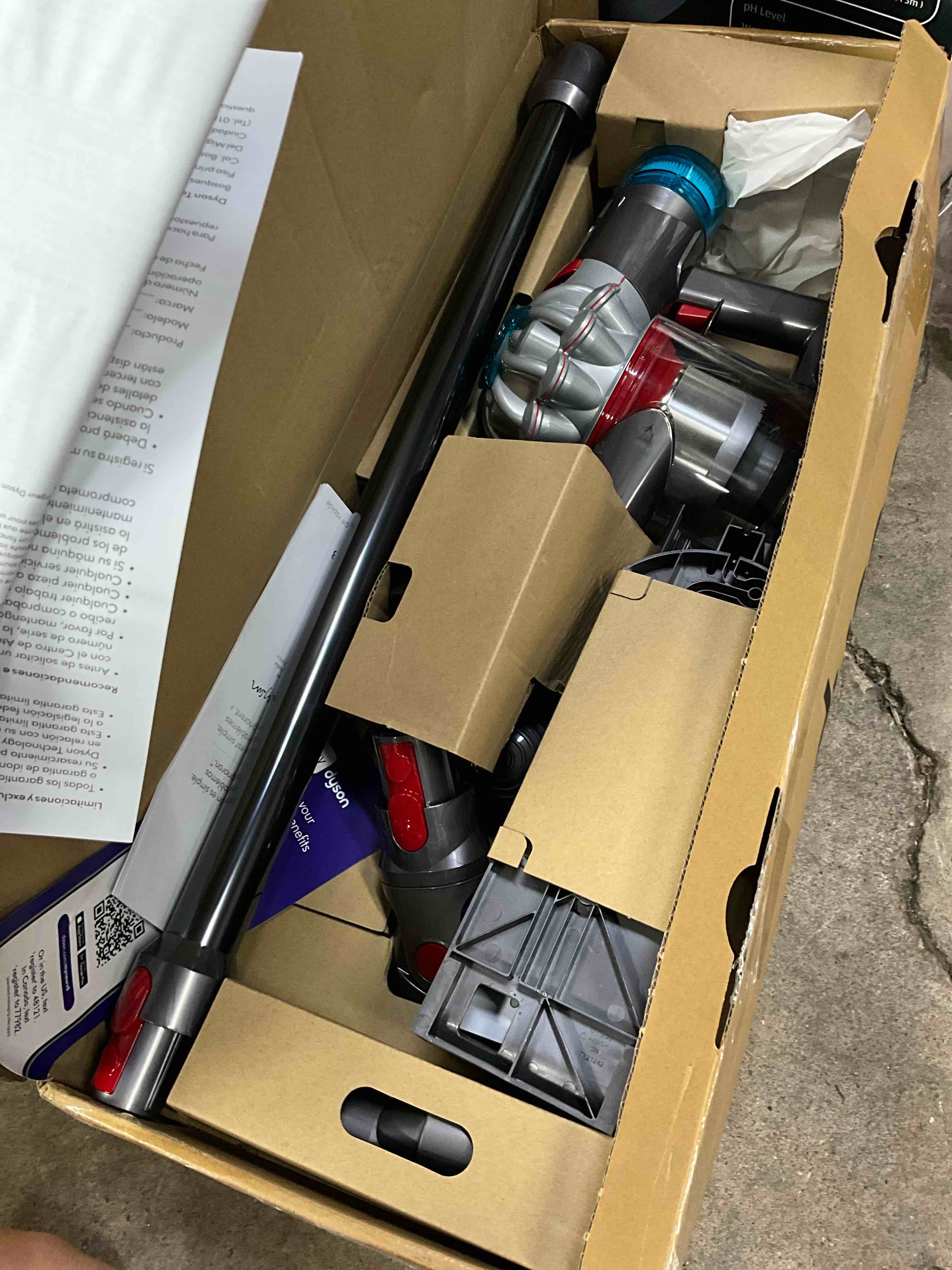 Condition photo showing Good Condition for dyson v8 absolute cordless vacuum