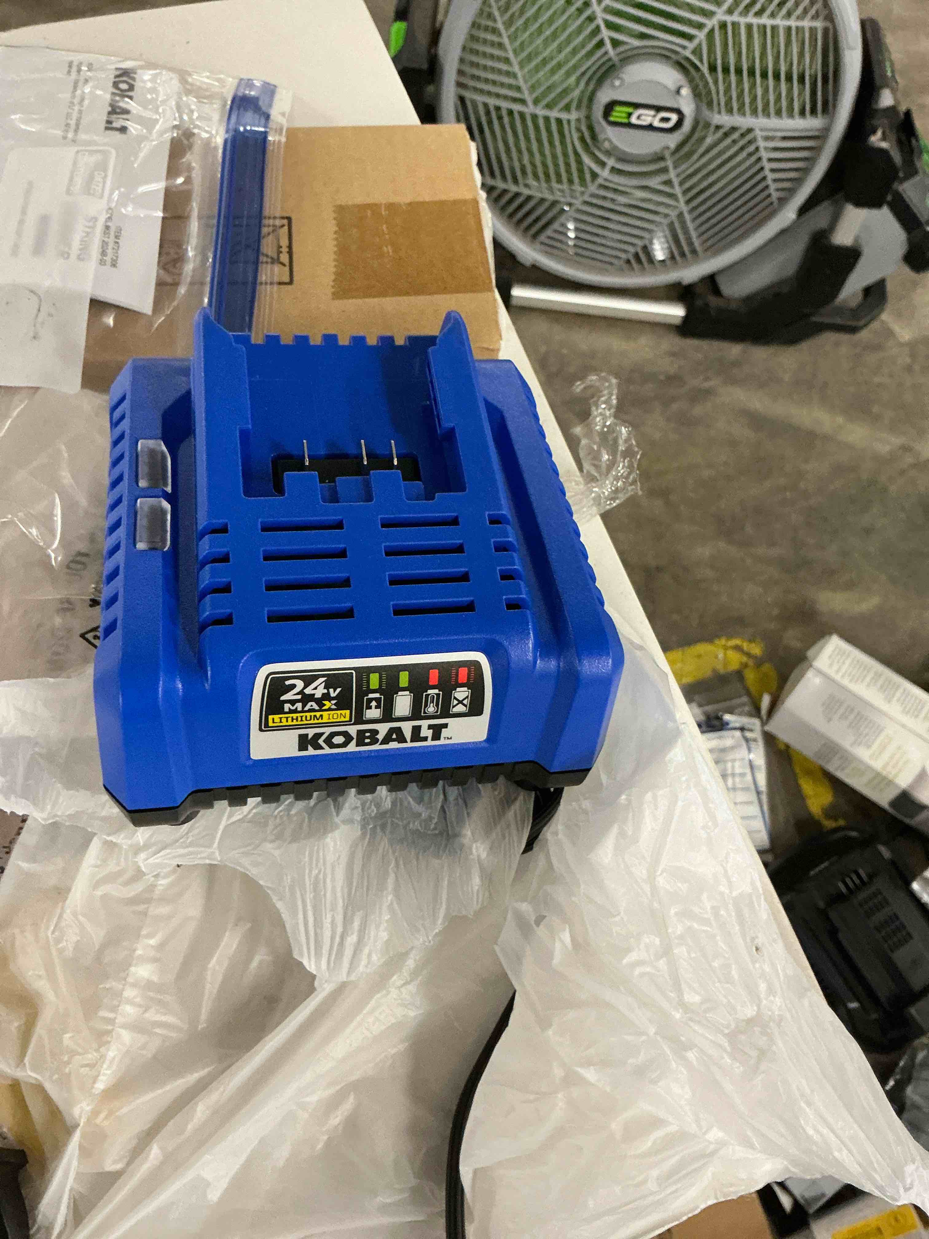 Condition photo showing Good Condition for kobalt krc 2445-03 24-volt lithium ion battery charger for cordless tools