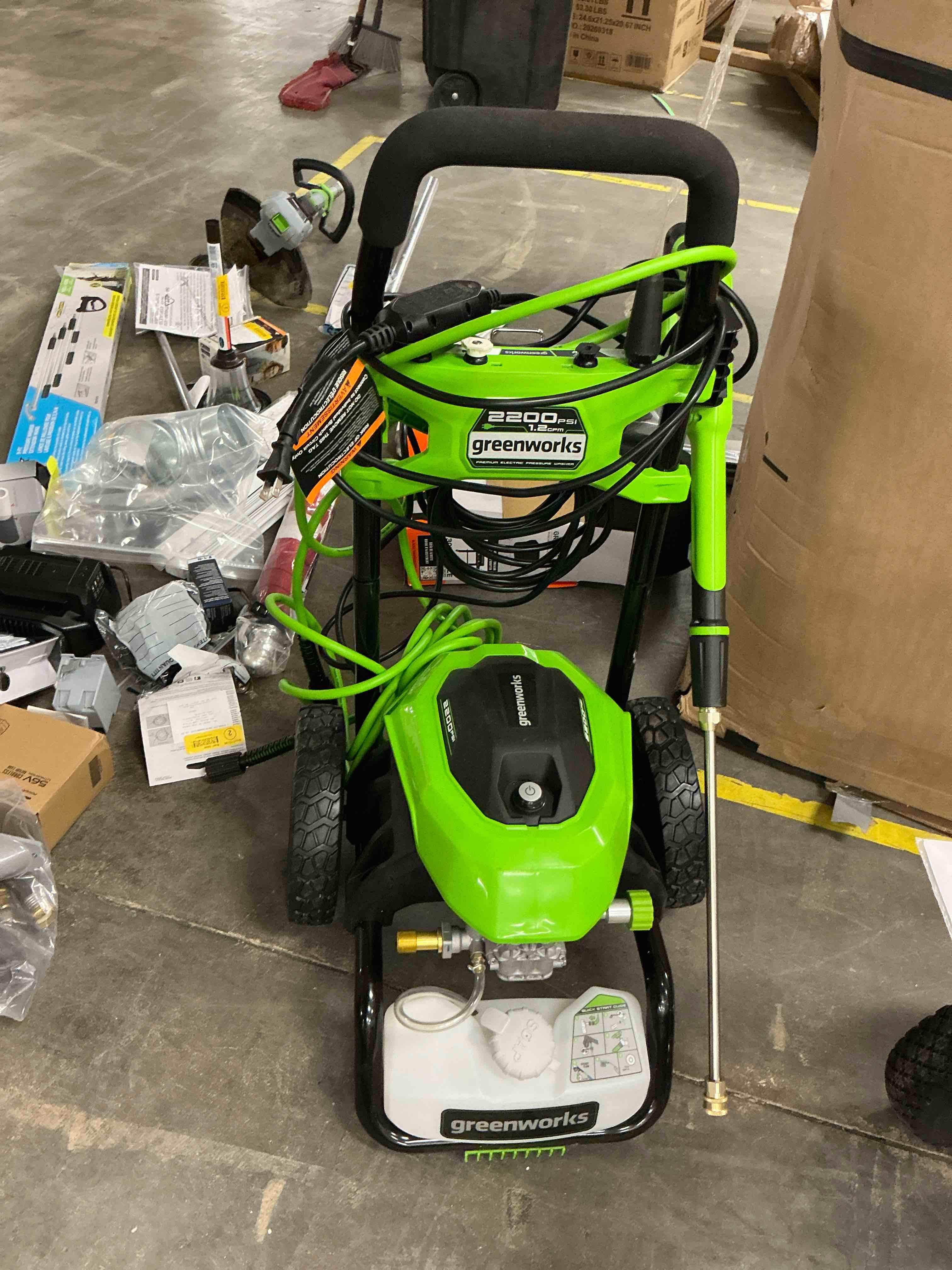 Condition photo showing Good Condition for greenworks 2200-psi 1.2-gpm cold water electric pressure washer with 4 spray tips