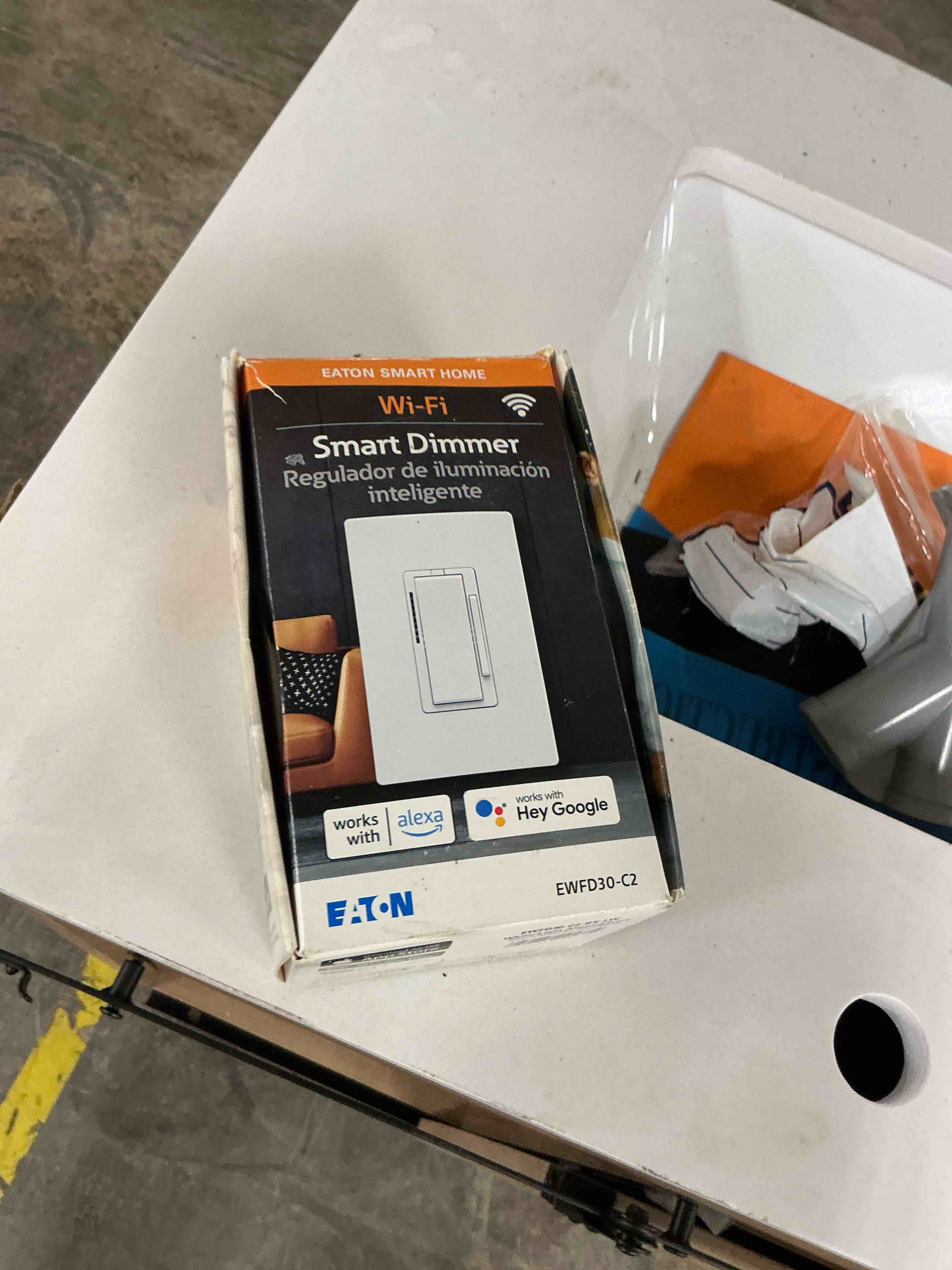 Condition photo showing Good Condition for eaton wi-fi smart single-pole/3-way smart compatible led decorator master dimmer