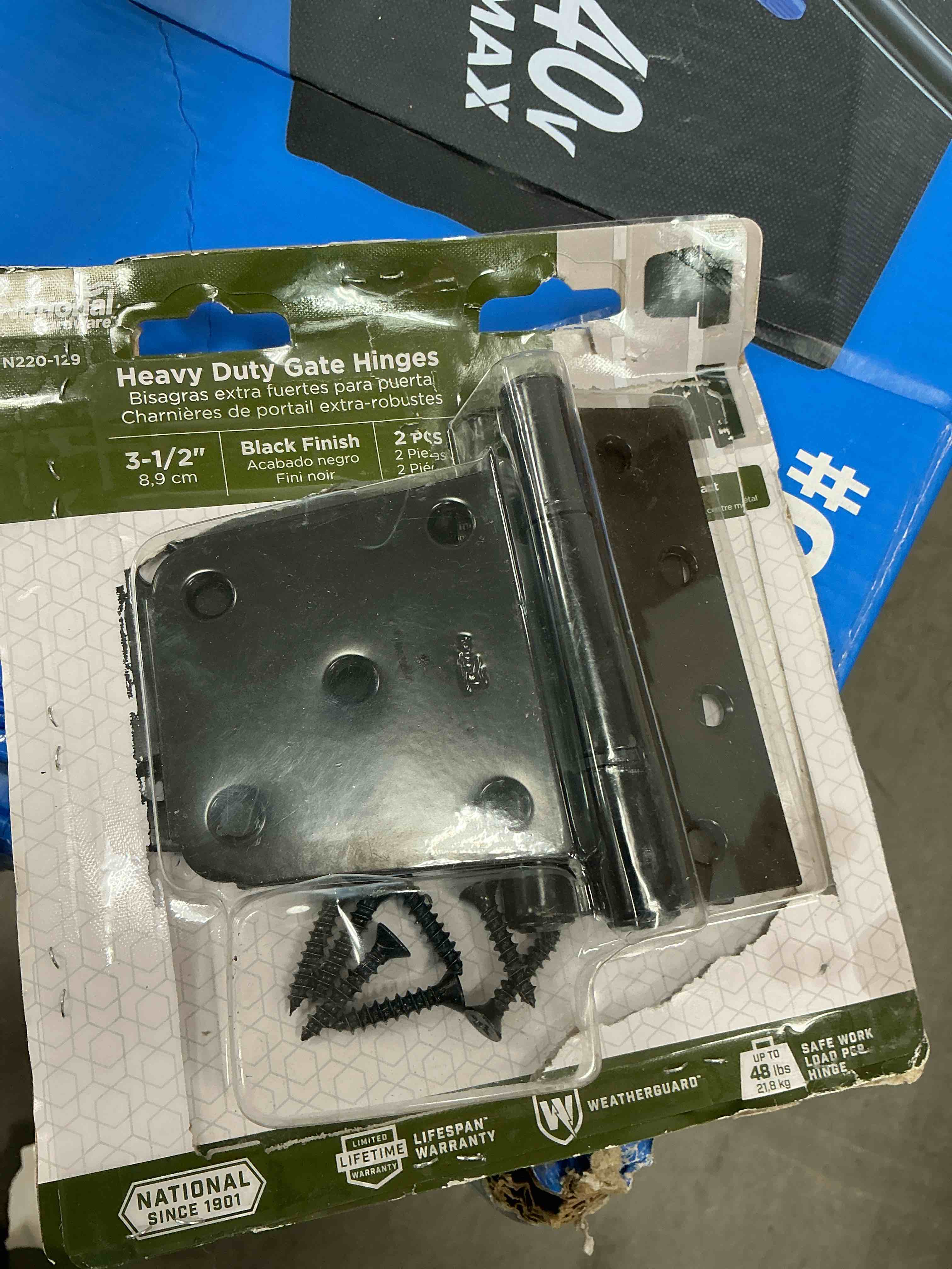 Condition photo showing Good Condition for national hardware 2 -pack 3-1/2-in black gate hinge