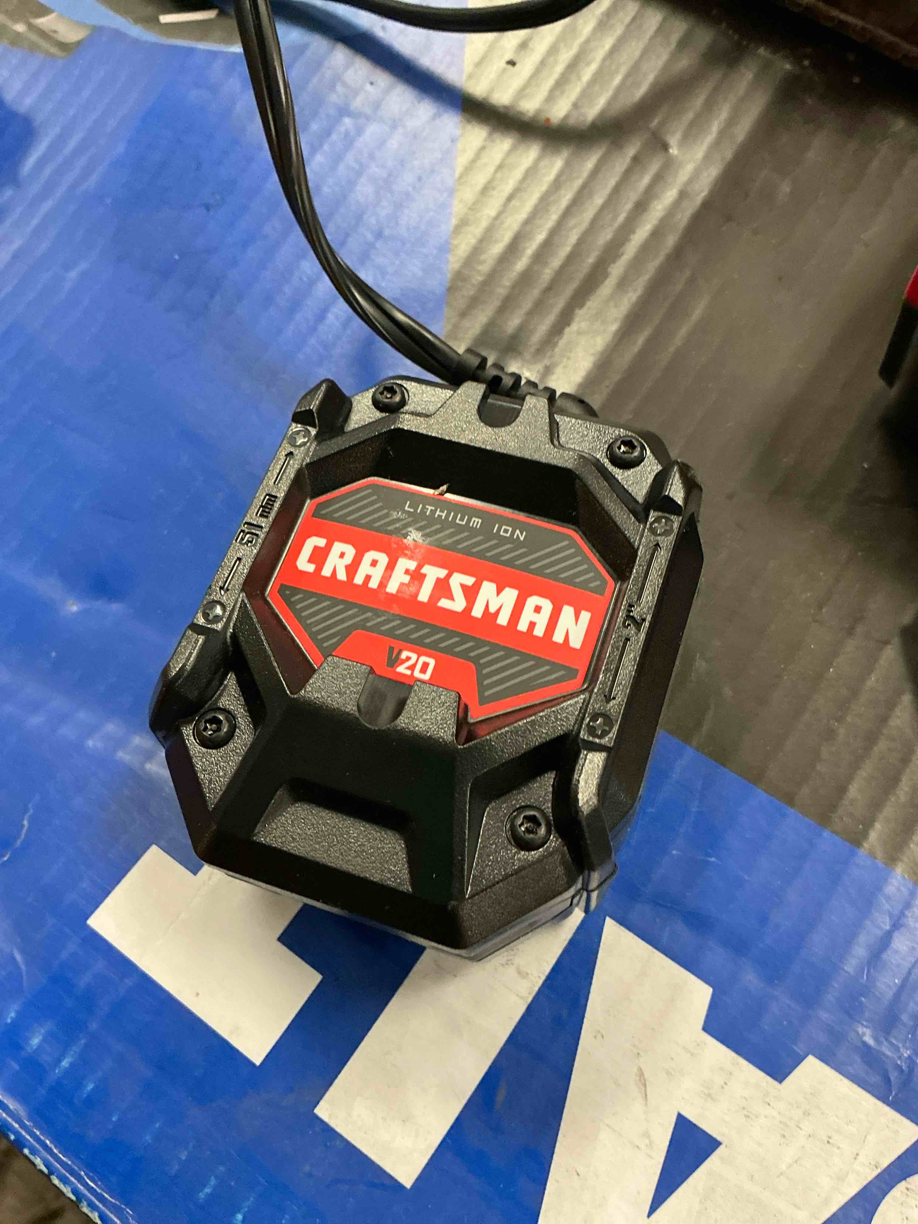 Condition photo showing Good Condition for craftsman genuine oem 20 volt battery charger for v20 series tools - n866852